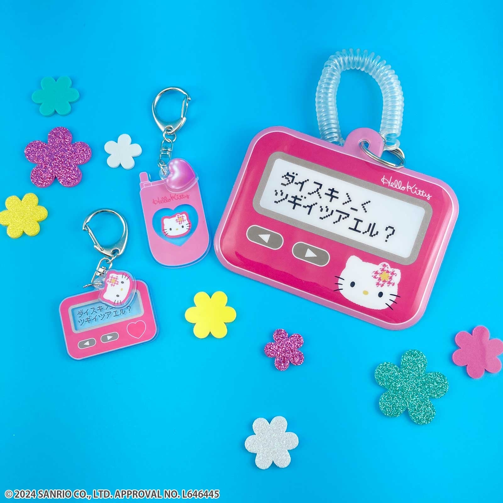 ハローキティ」の50周年を記念した平成レトロなコラボアイテムが全品