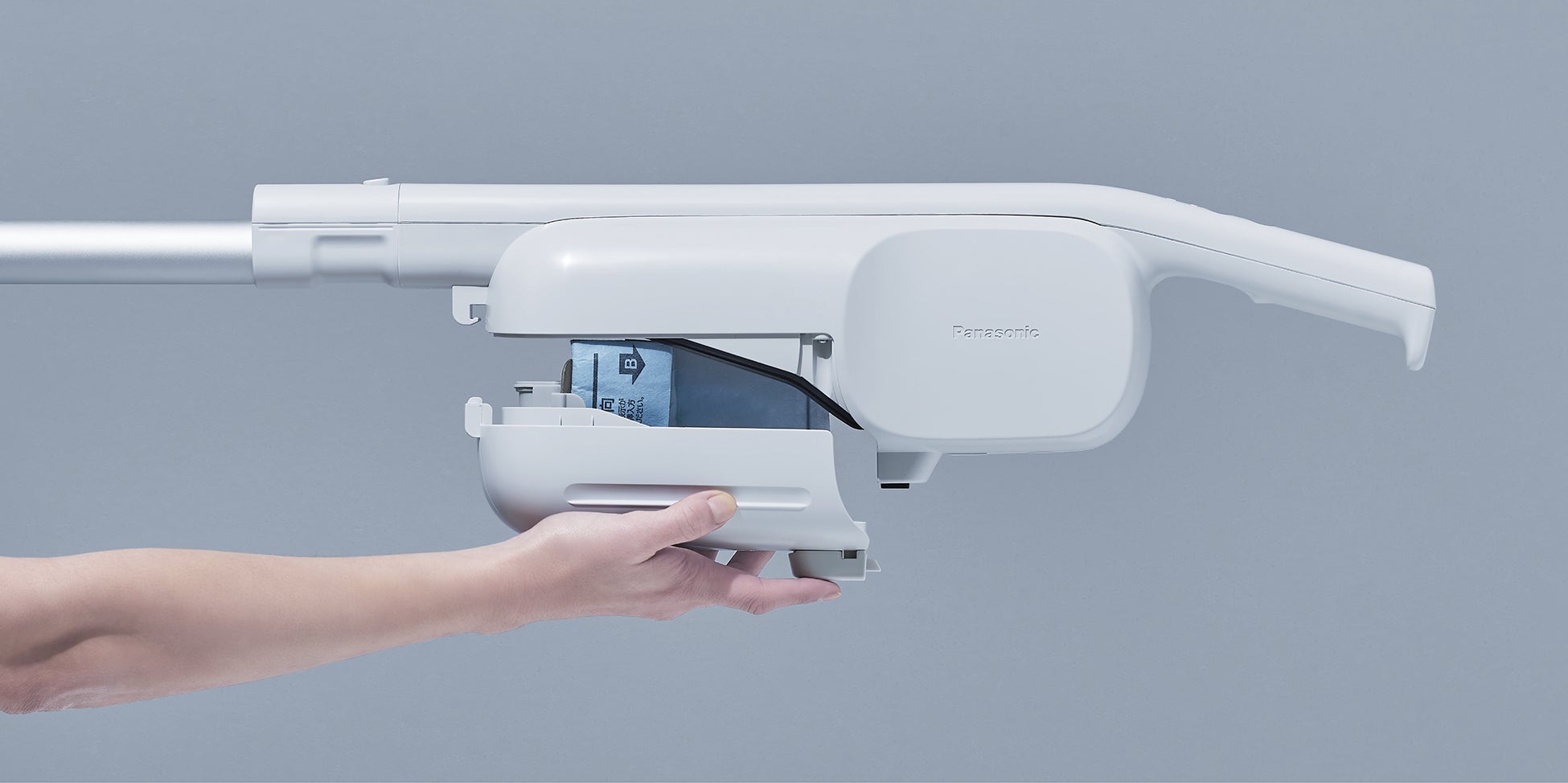 本体ボディにリサイクル率95%（※1）の樹脂を使用し、環境にも配慮した