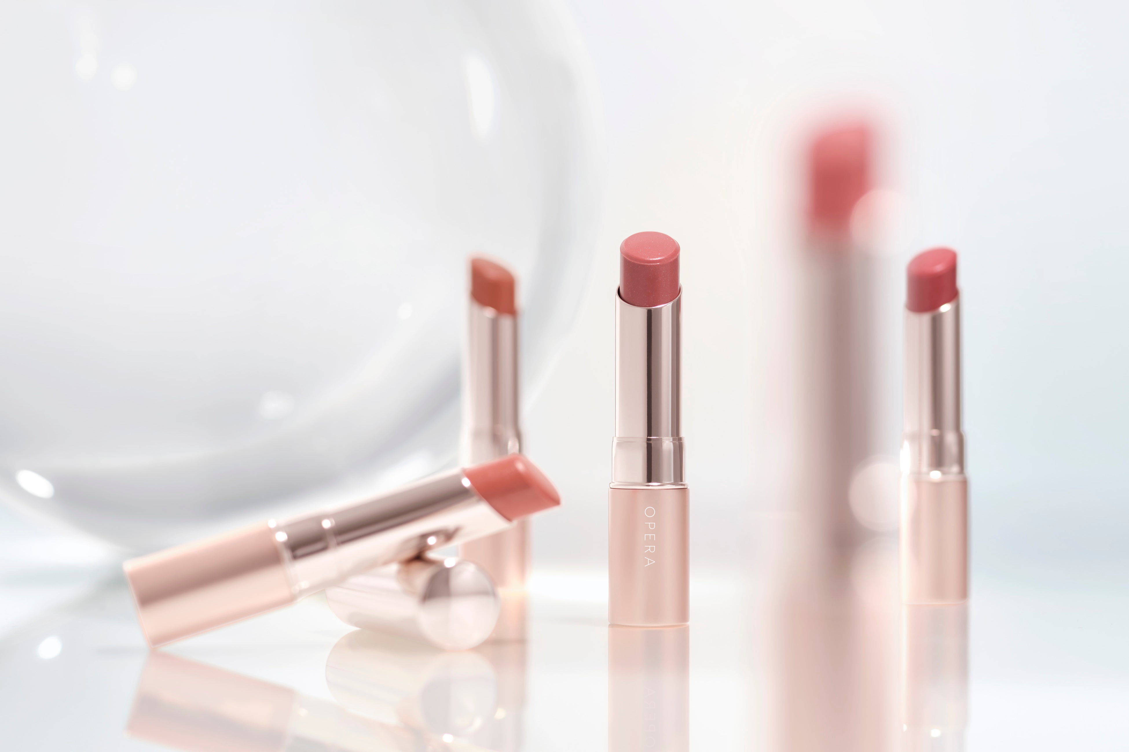オペラから新リップ誕生！「リップティント」のDNAを継承した新製品