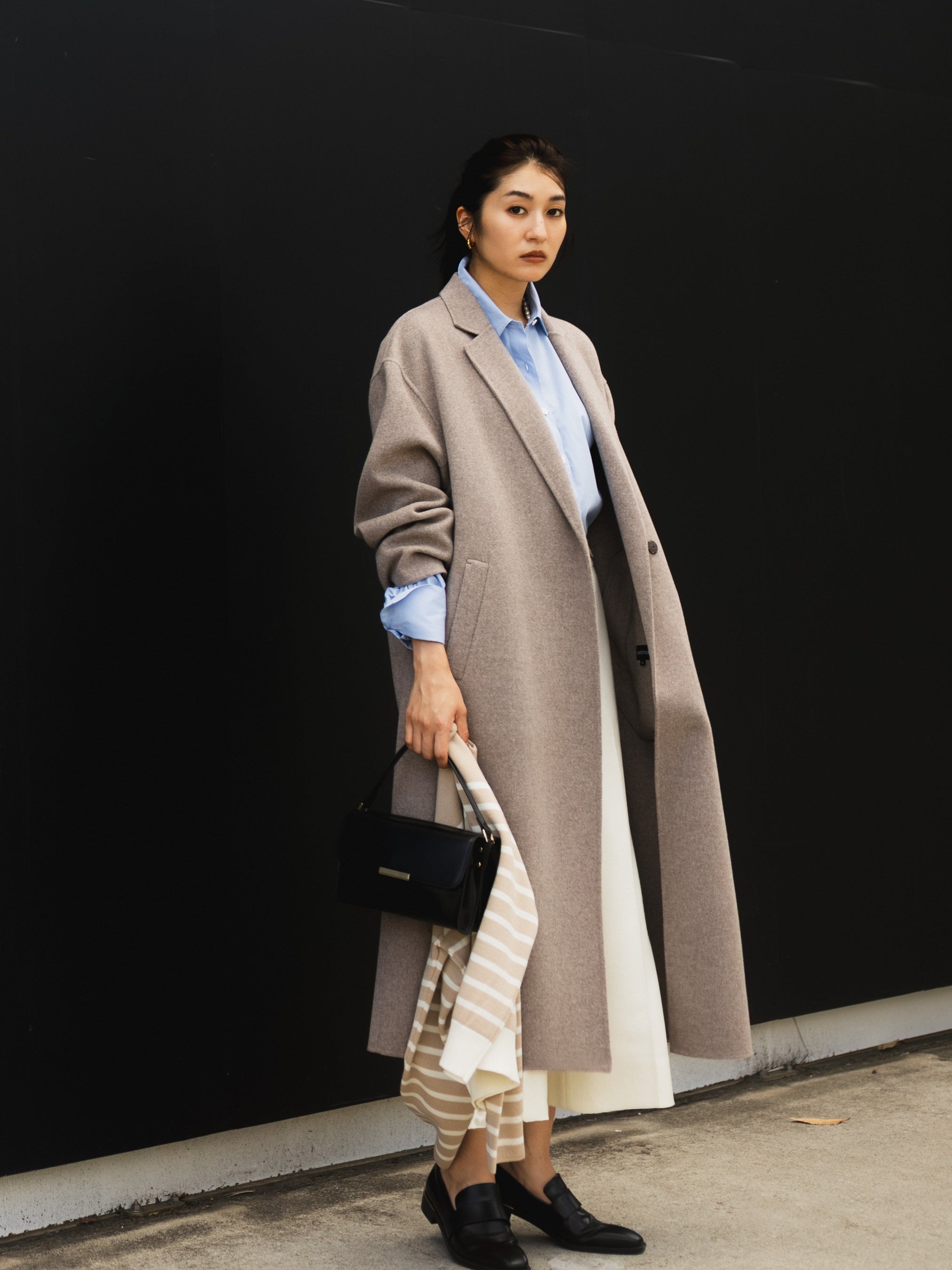 UNTITLED】冬の装いを完成させる！“コート”を特集したページを10月24日