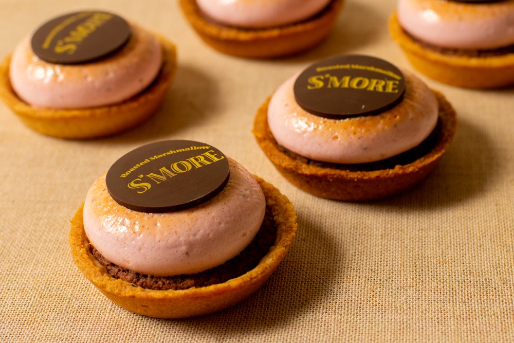 空港で人気の焼マシュマロスイーツより新商品 焼マシュマロ・タルト