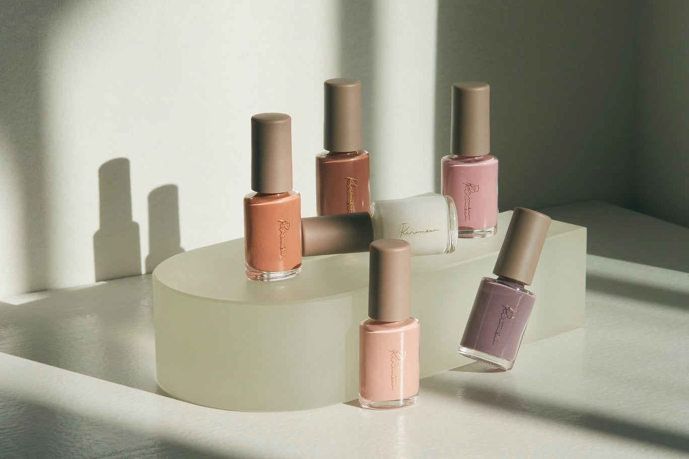 指原莉乃プロデュースコスメブランド『Ririmew』新色発売を記念した