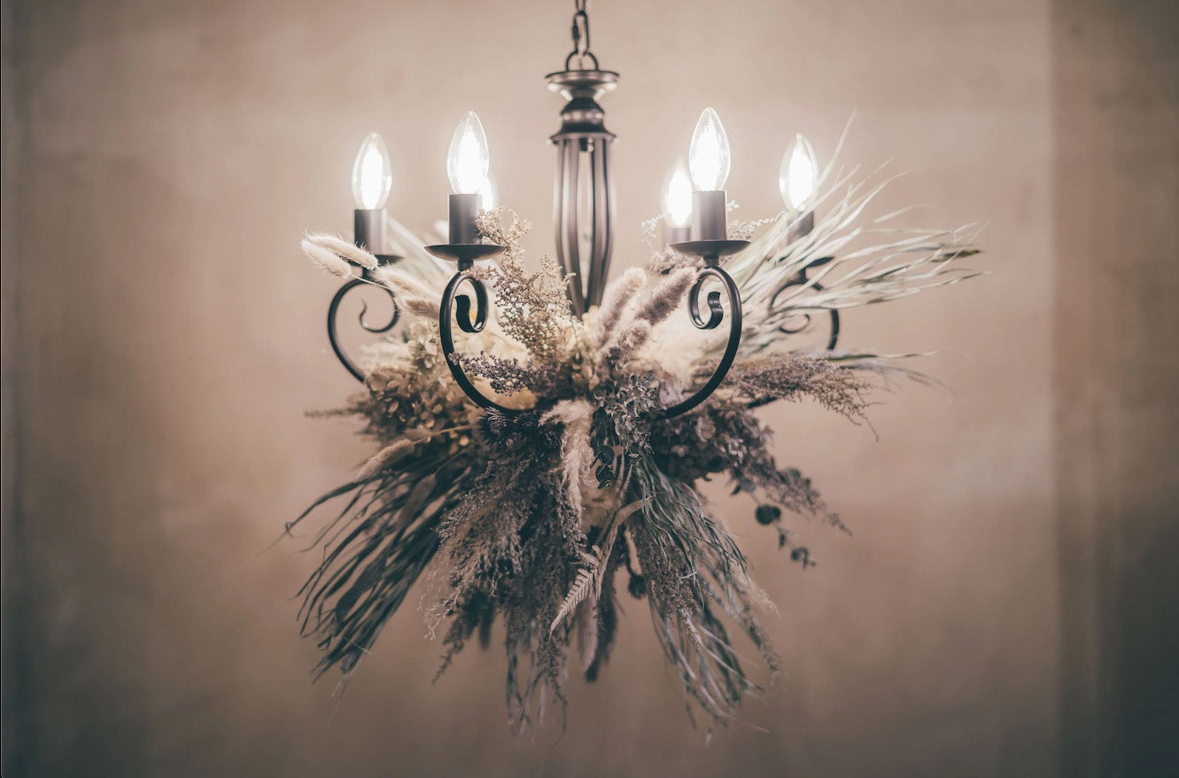 シャンデリア×フラワー専門店『STOCKROOM』コラボレーション