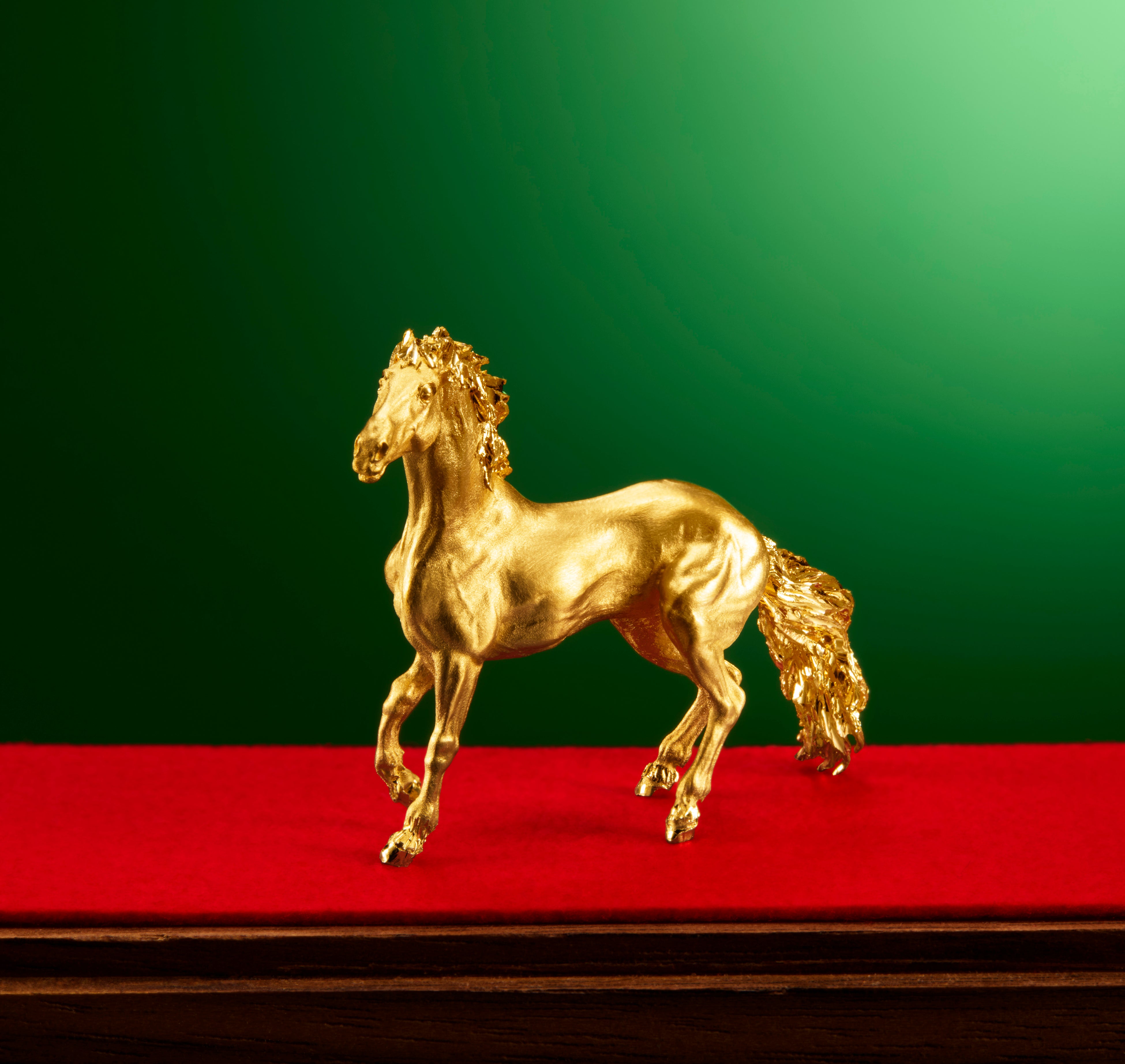 2026年の干支は “午（うま）” 午モチーフの純金製工芸品 新作を9月5日