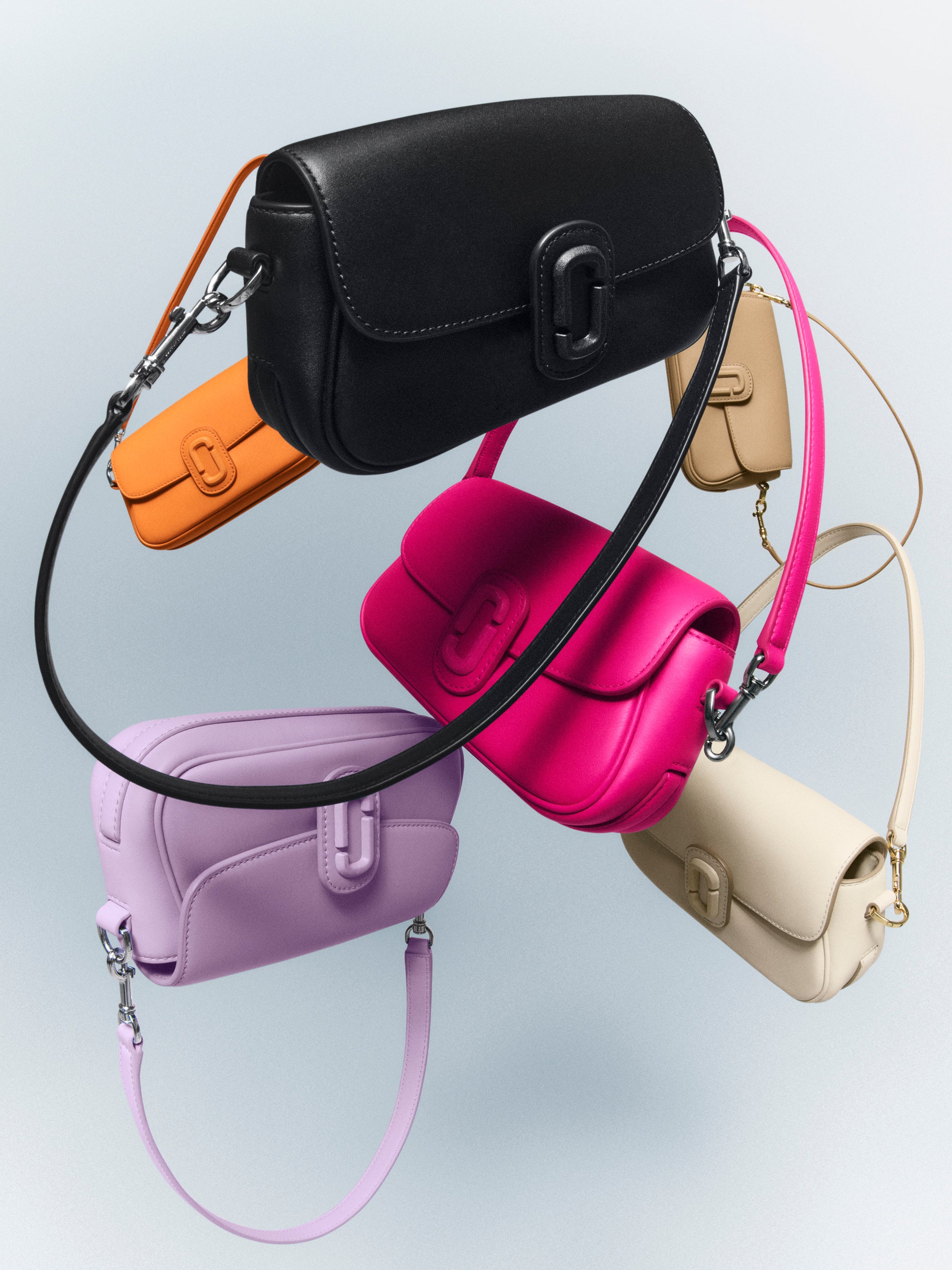 MARC JACOBS 2024年プレフォールより「THE CLOVER SHOULDER BAG」が