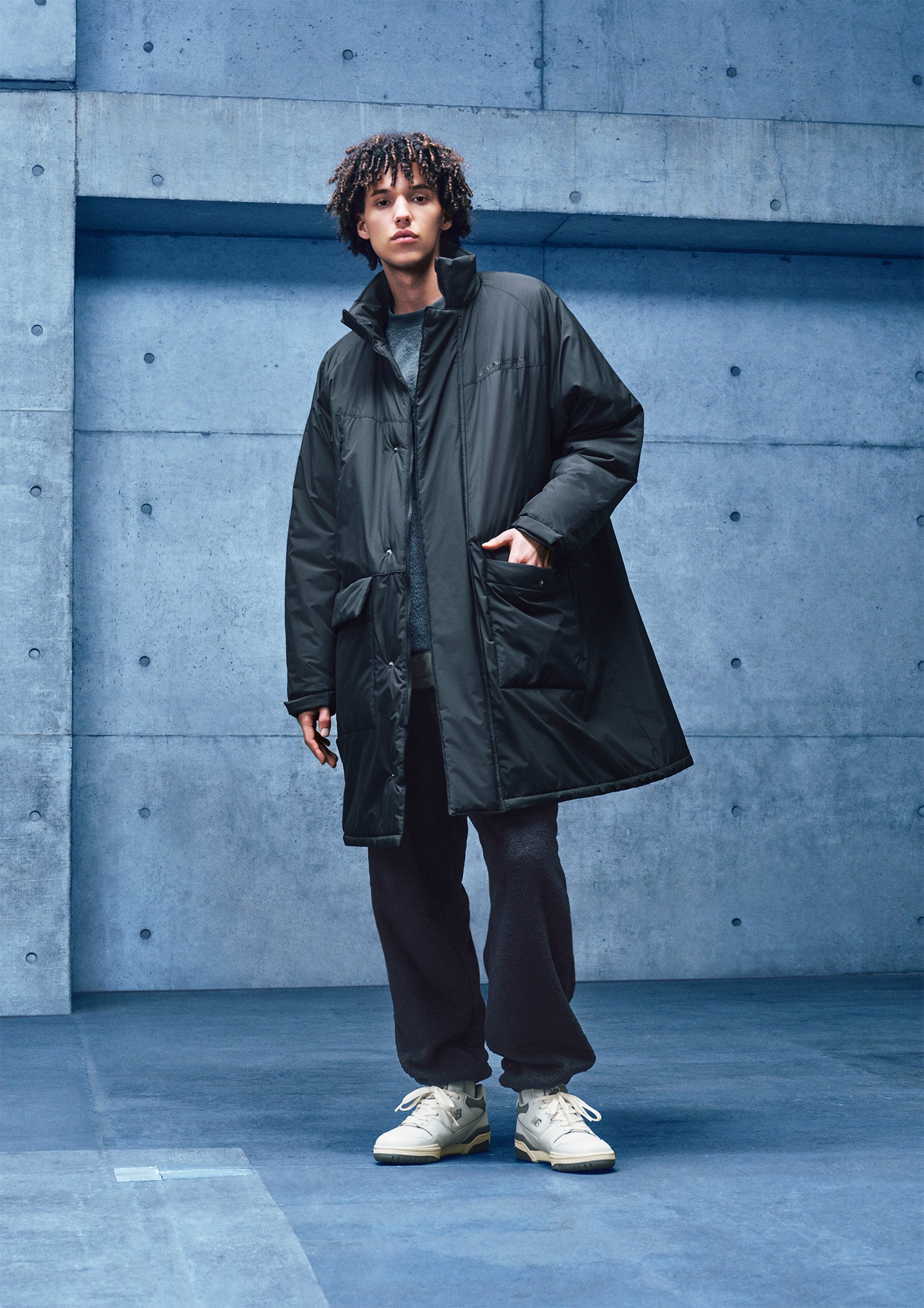 ニューバランス「MET24」 軽量で保温性の高いプリマロフトを使用した高