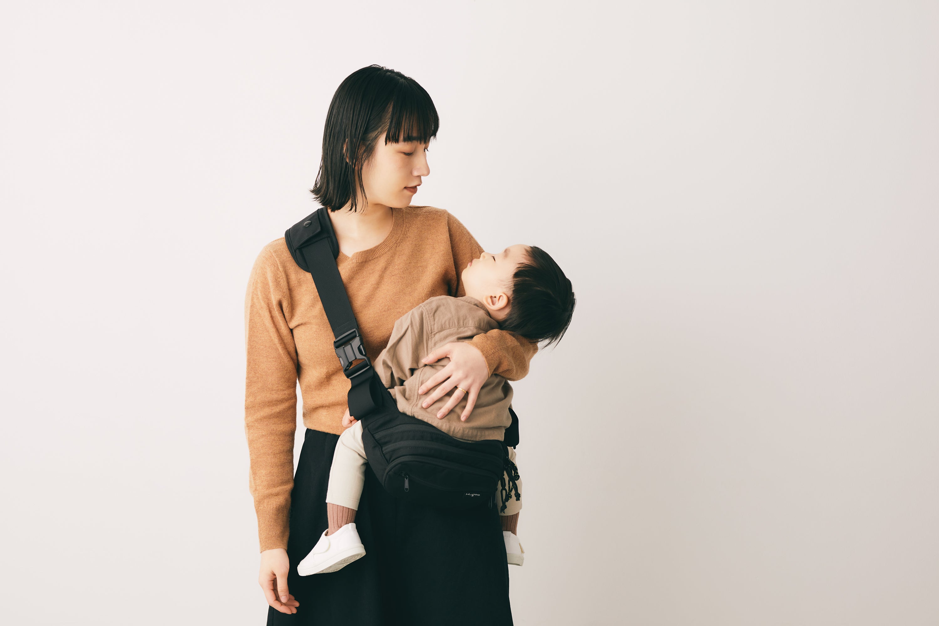 子育てショルダーバッグ「Hugoo ハグー」が第16回キッズデザイン賞を