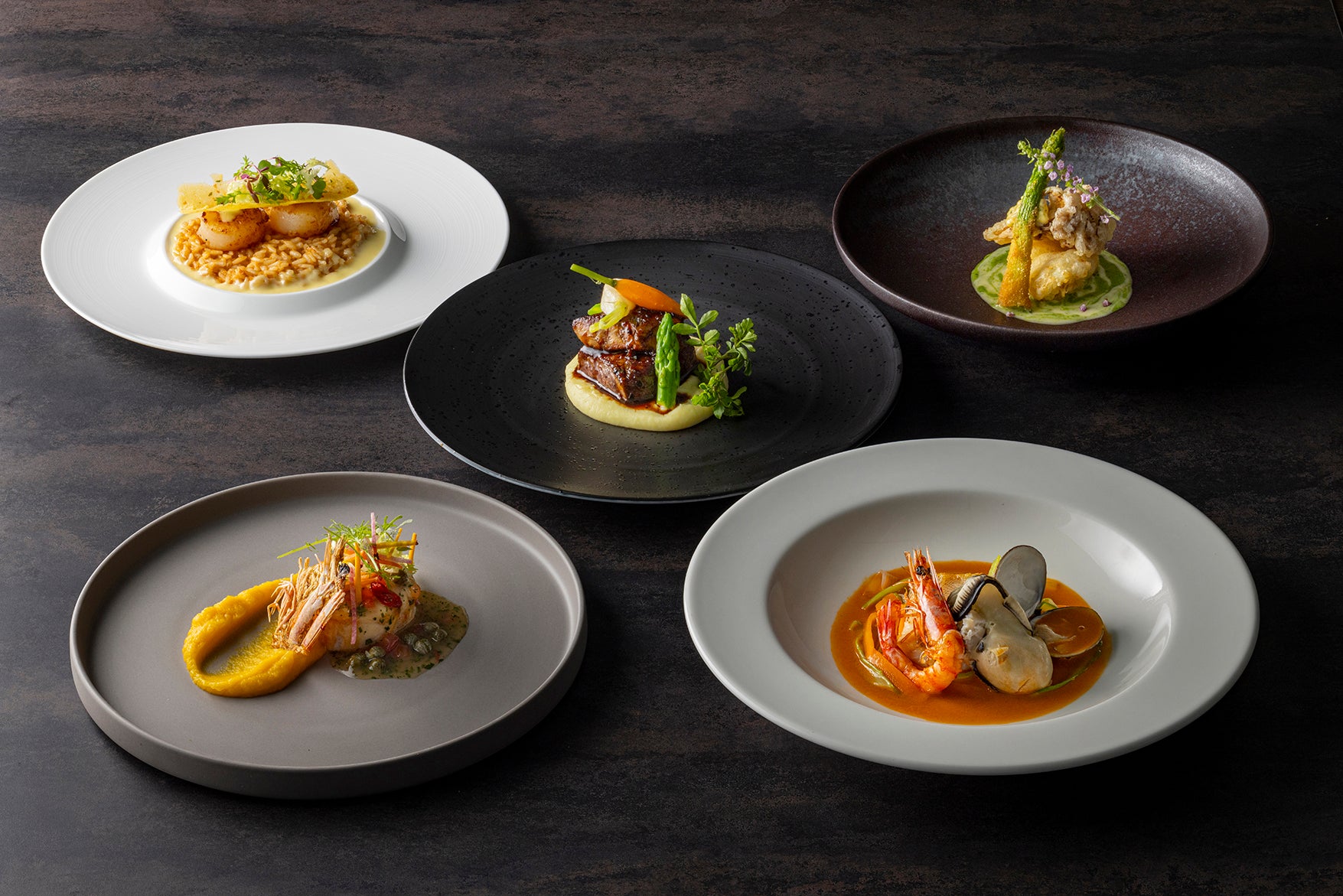 コンラッド東京、9月1日（月）より「シェフズ・トリート・ランチ