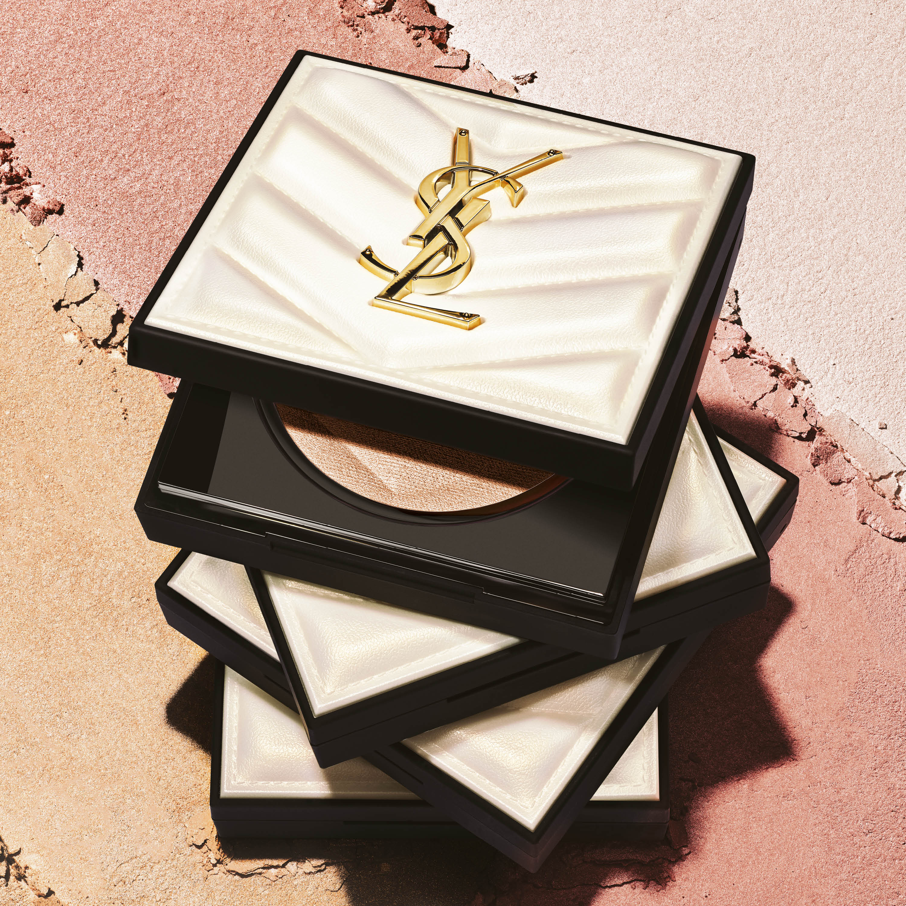 YSL BEAUTY】繊細な光が織りなす、奥行きのある輝きを放つ新ハイ