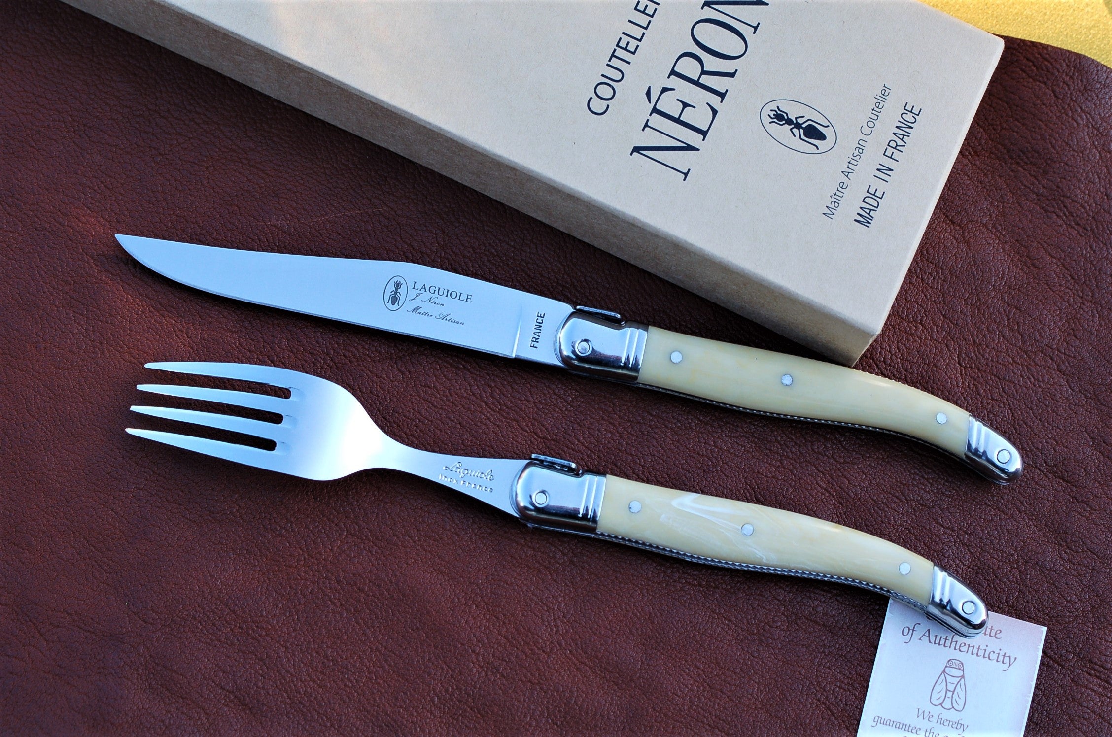 フランス製・高級ライヨールのカトラリーセットに新色登場 ブロンド