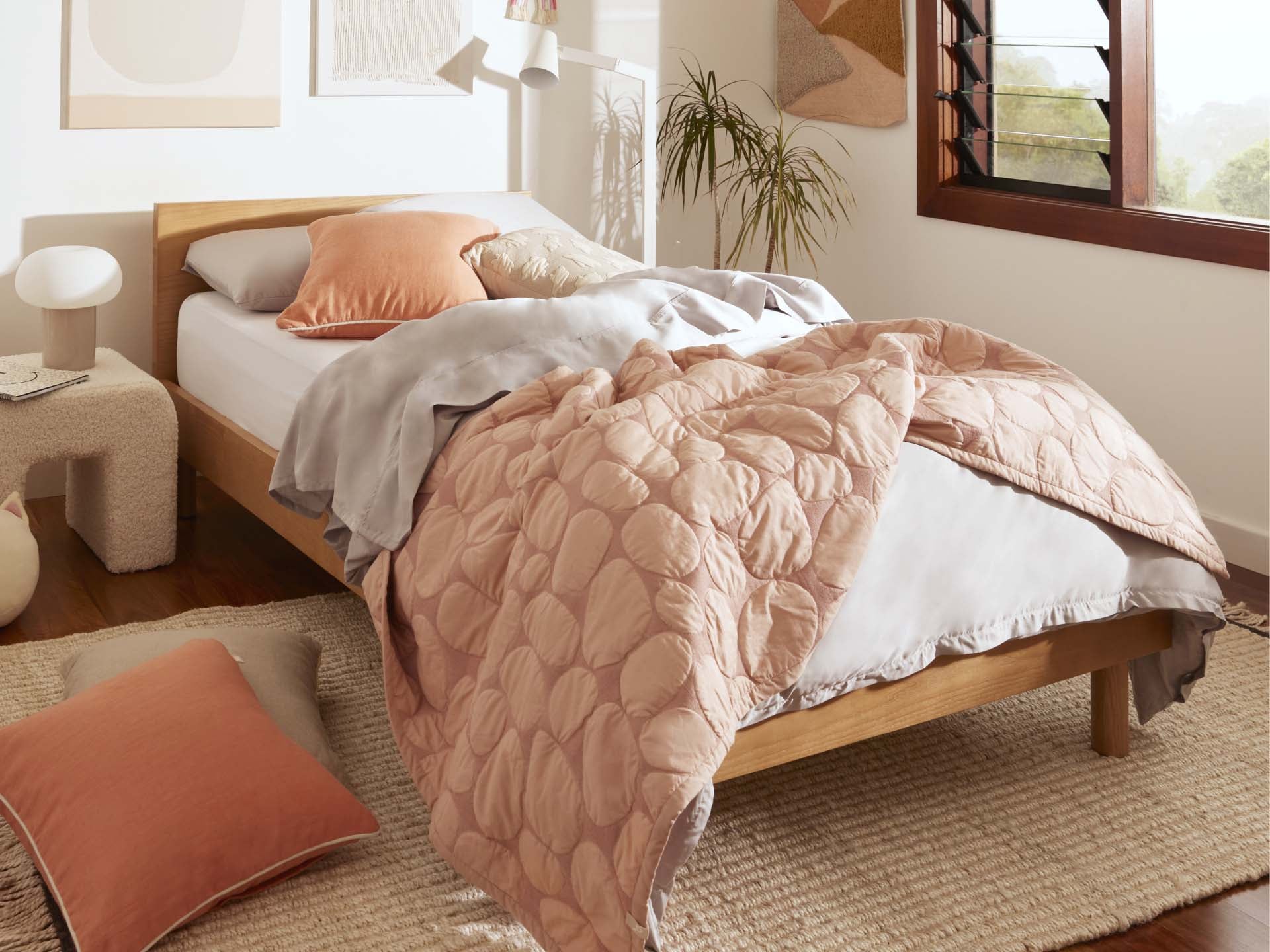 お客さまのリクエストから生まれた新製品「コアラ®アーバンベッド