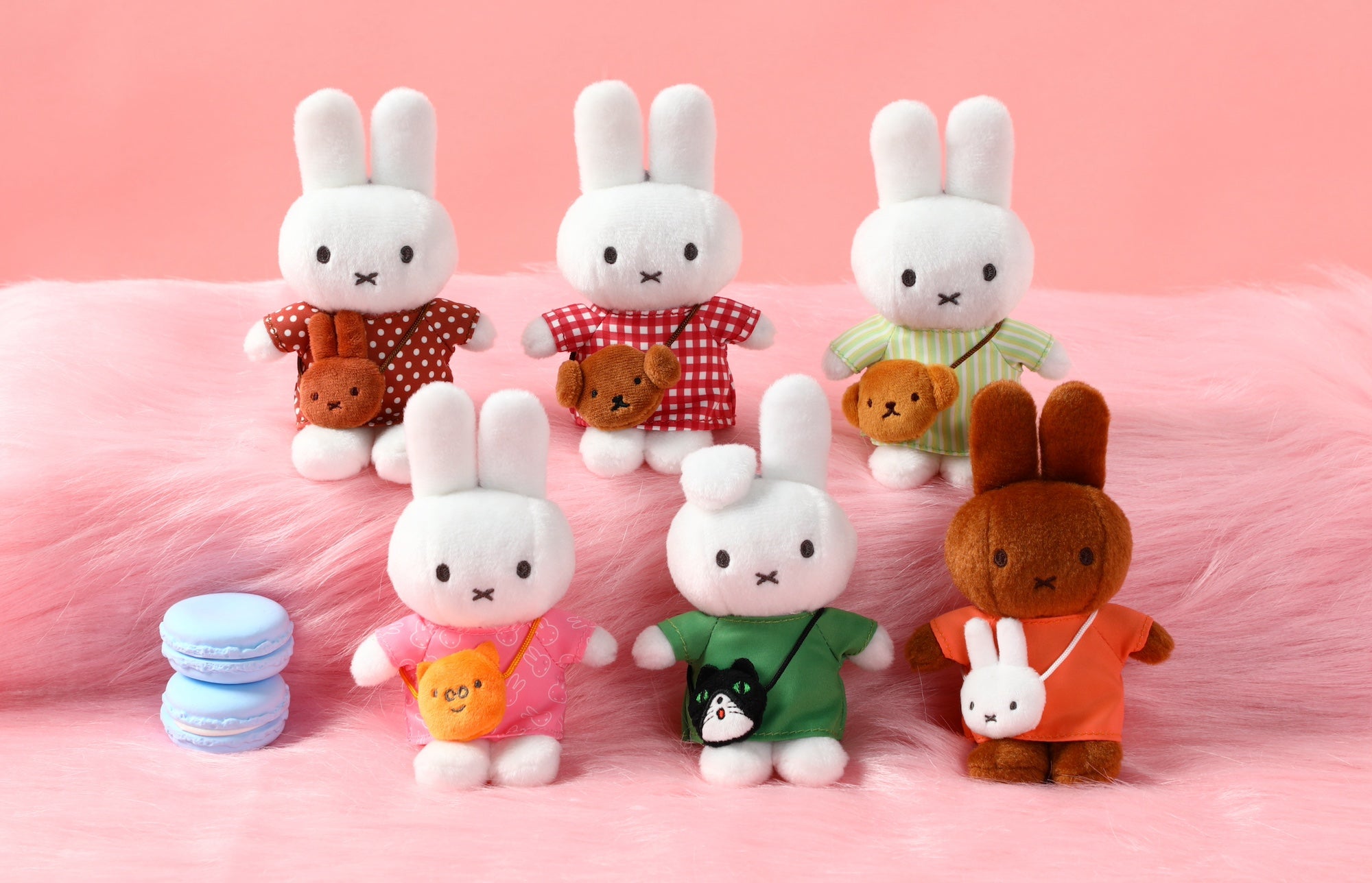 海外限定！？【SNSで大人気】ミッフィーの新作「着せ替えブラインド