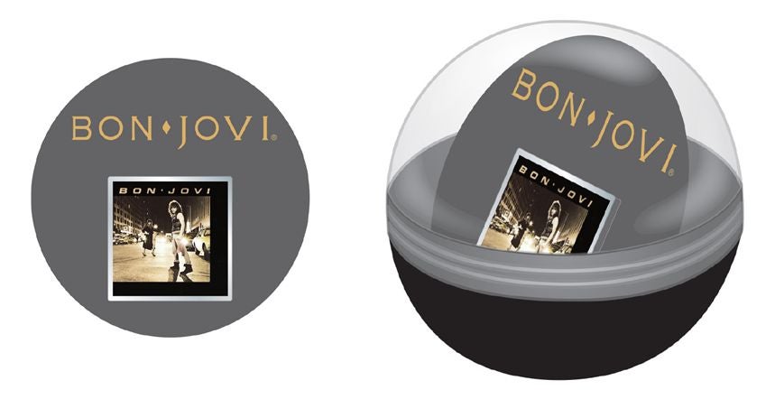 海外アーティストのアルバムジャケットやロゴをデザインしたピンズ