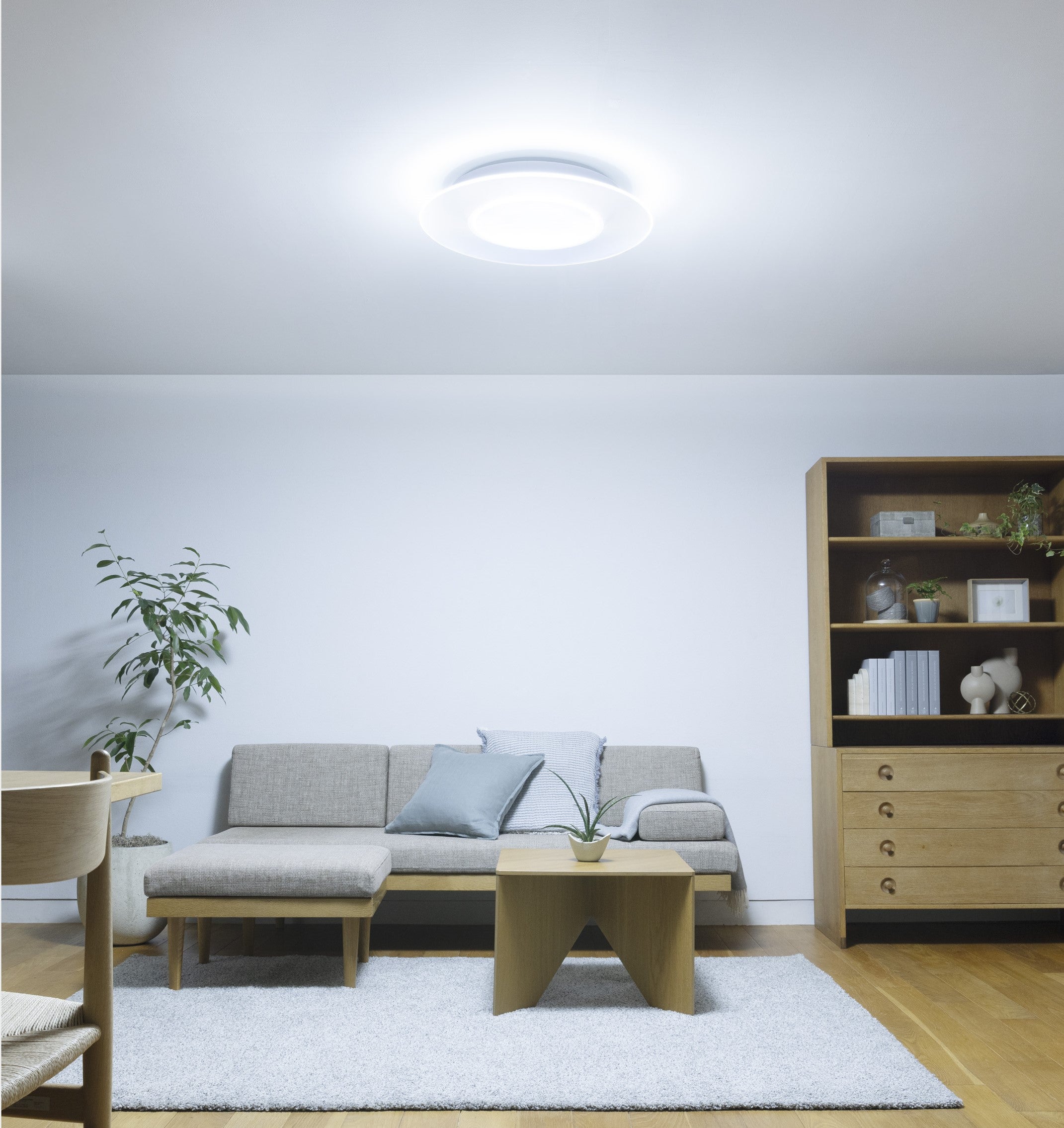 照らし方を変えて、気分を変える、パルック LEDシーリングライト