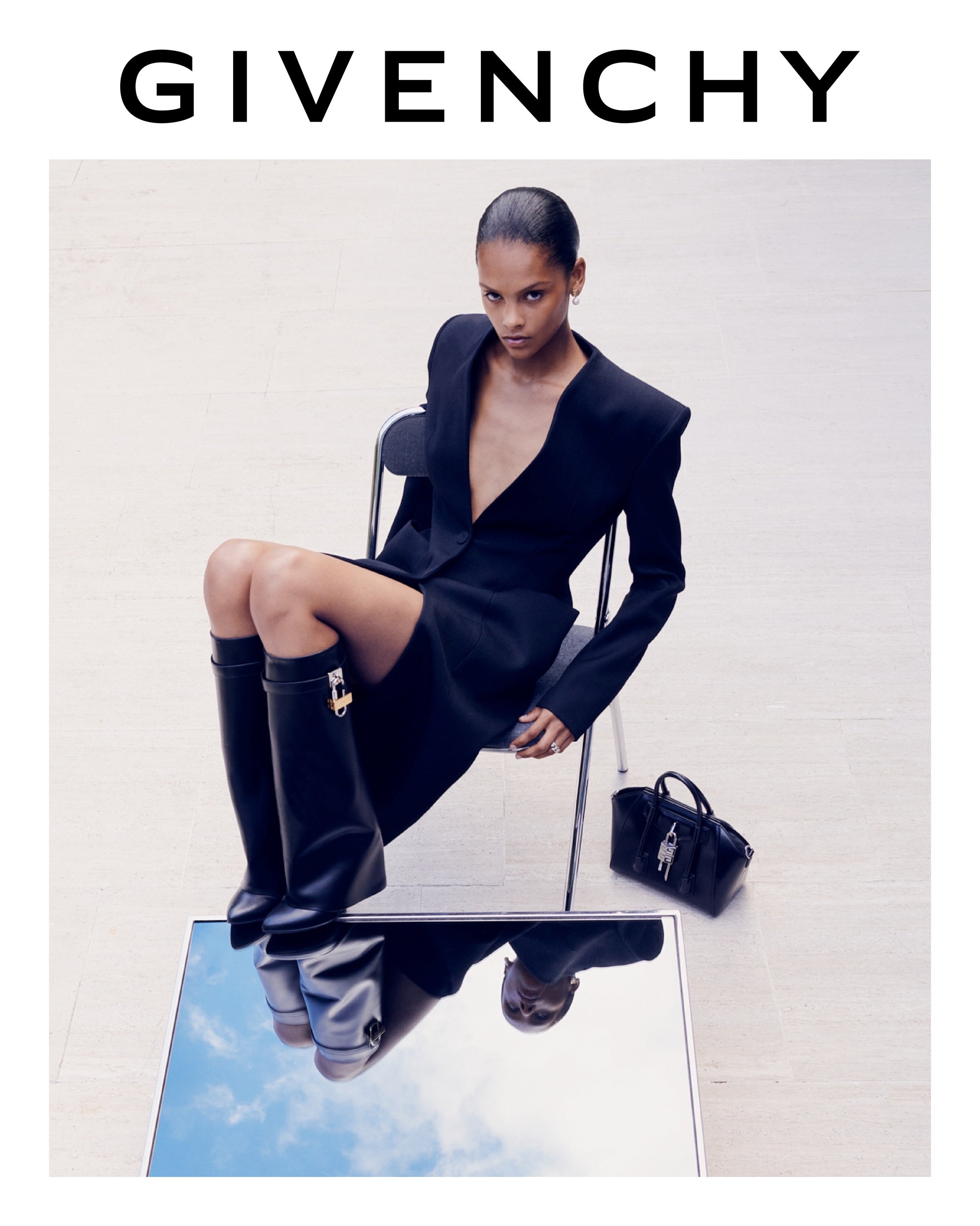 ジバンシィが新しい『シャークロックブーツ』を発表 | LVMH