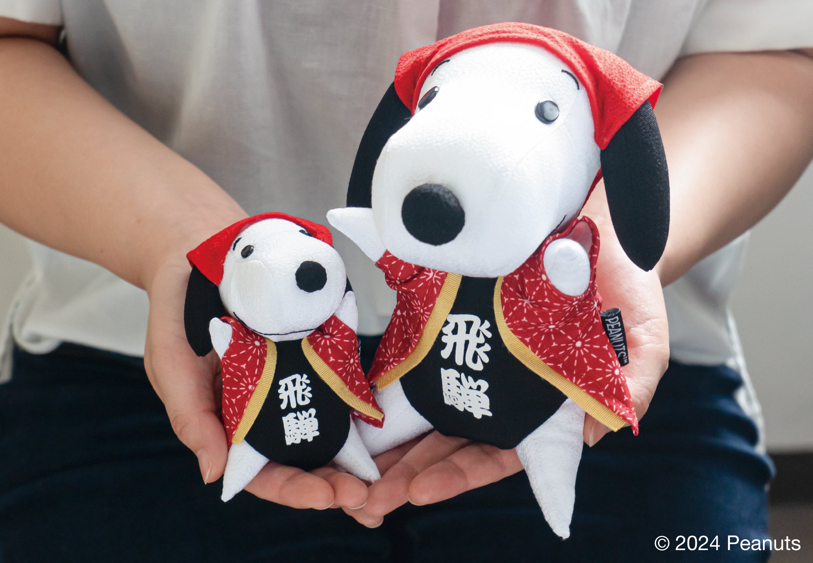 SNOOPY CHA-YA飛騨高山店限定で《さるぼぼ》スタイルのスヌーピーの