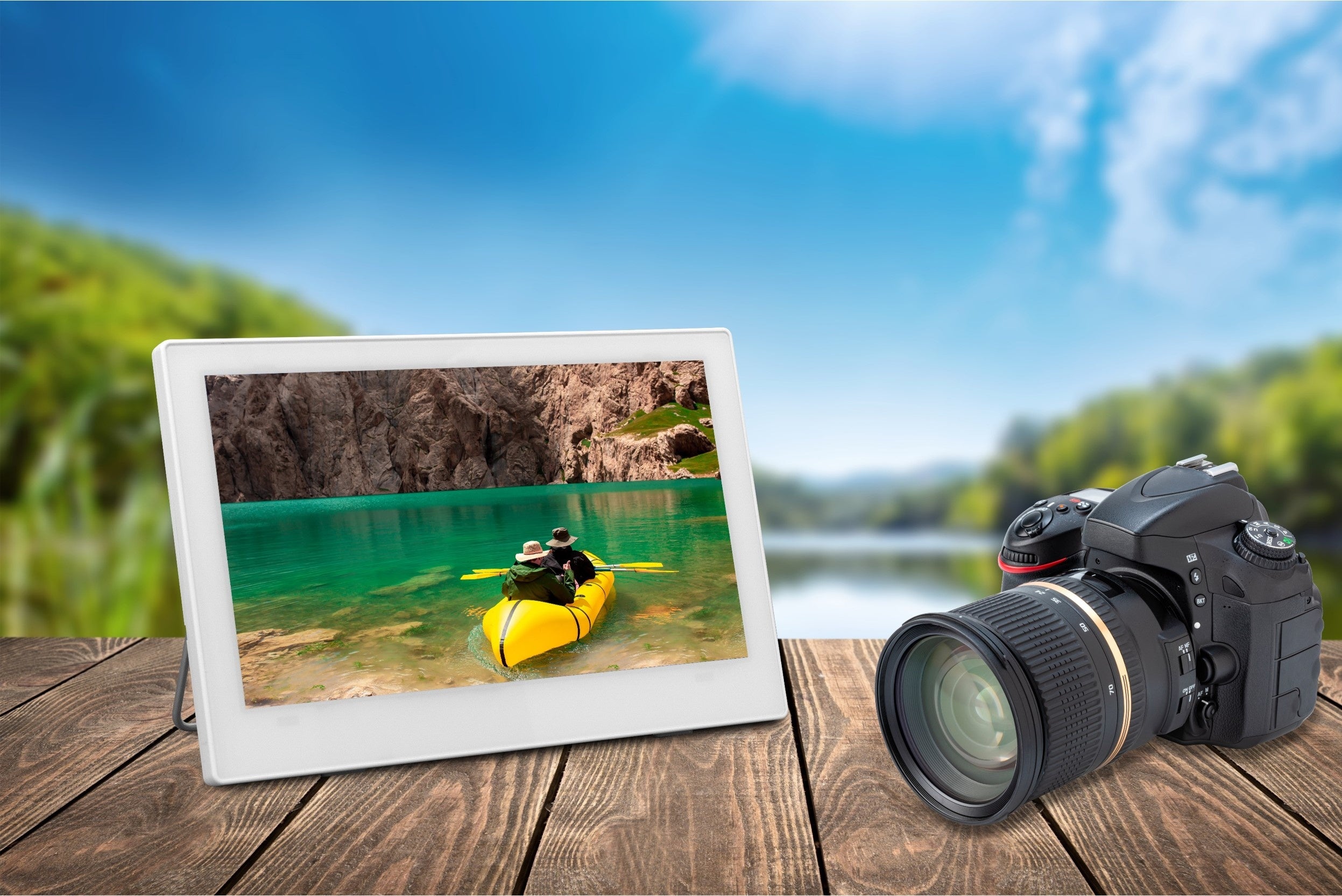 14.0V型防水android搭載「ポータブルスマートモニター」IPX6防水性能で