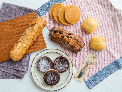 Pascoのオンラインショップ】「リサとガスパール」コラボパンセット