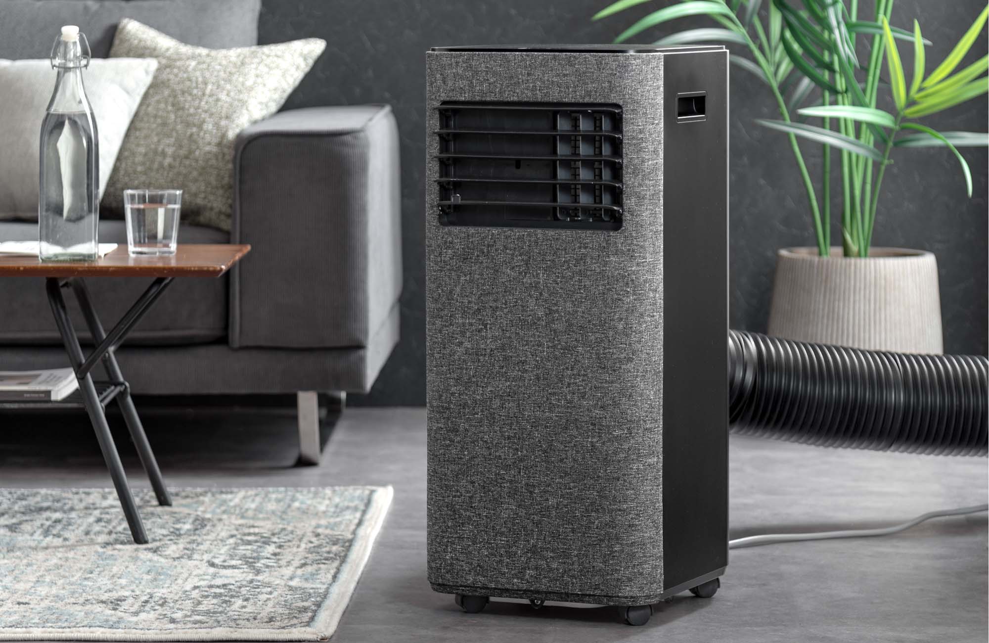 累計17,000台突破のスポットクーラーが猛暑対応に 無機質を脱ぎ捨てた