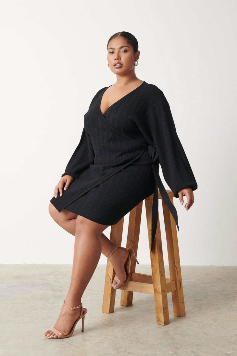 Shelby Mini Plisse Knit Dress Curve - Black – Pretty Lavish