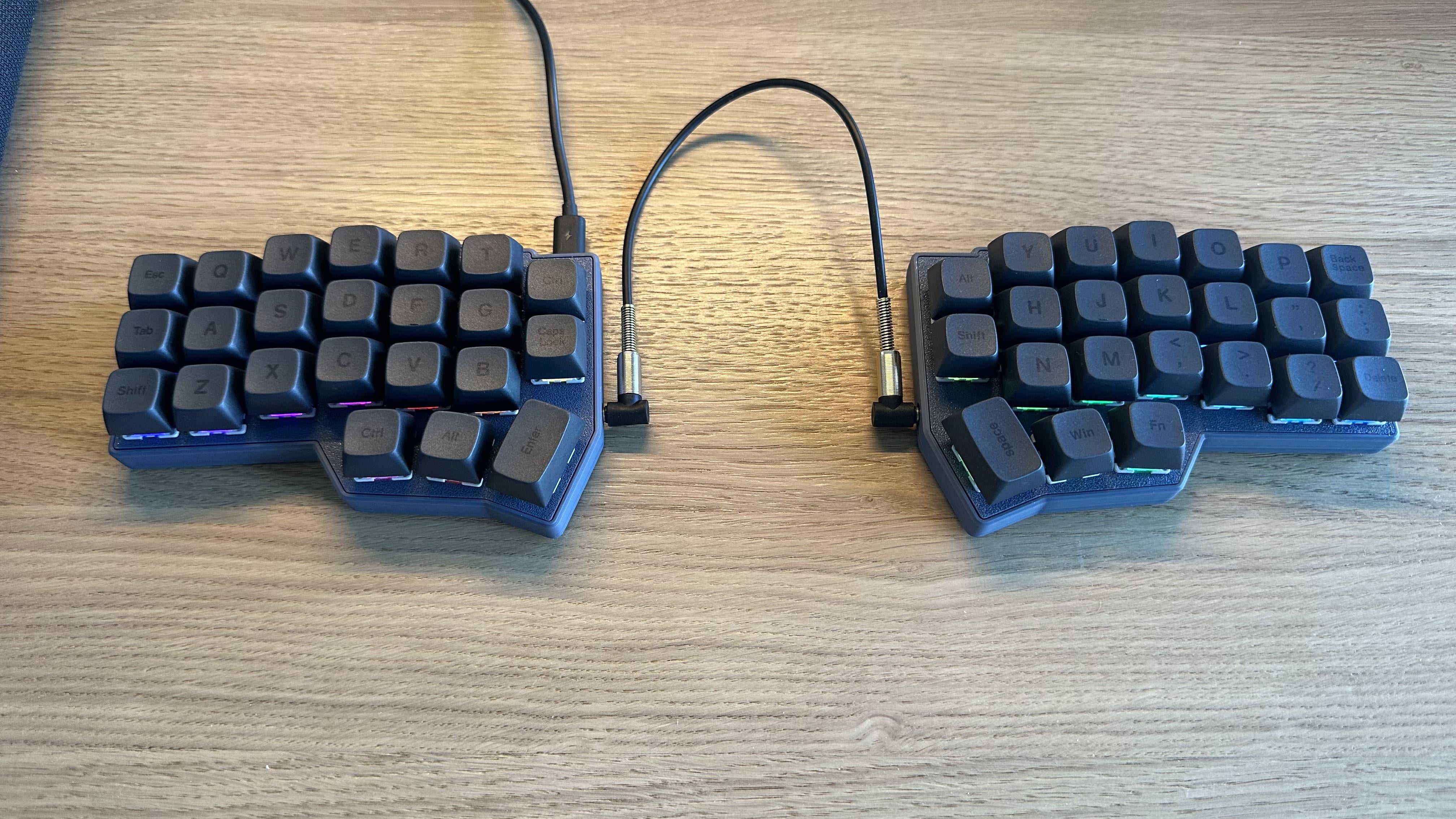 AliExpressのCorne v4 : r/ErgoMechKeyboards
