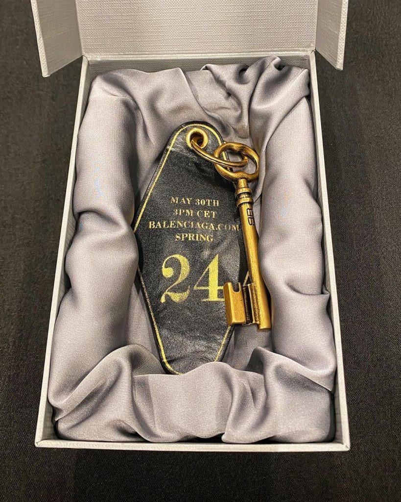 Balenciaga Invitation : r/Balenciaga