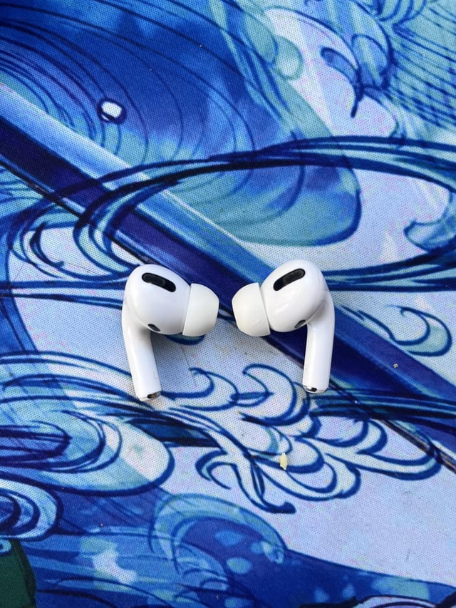 AirPods Pro 2、ケースなしで見つけた : r/airpods