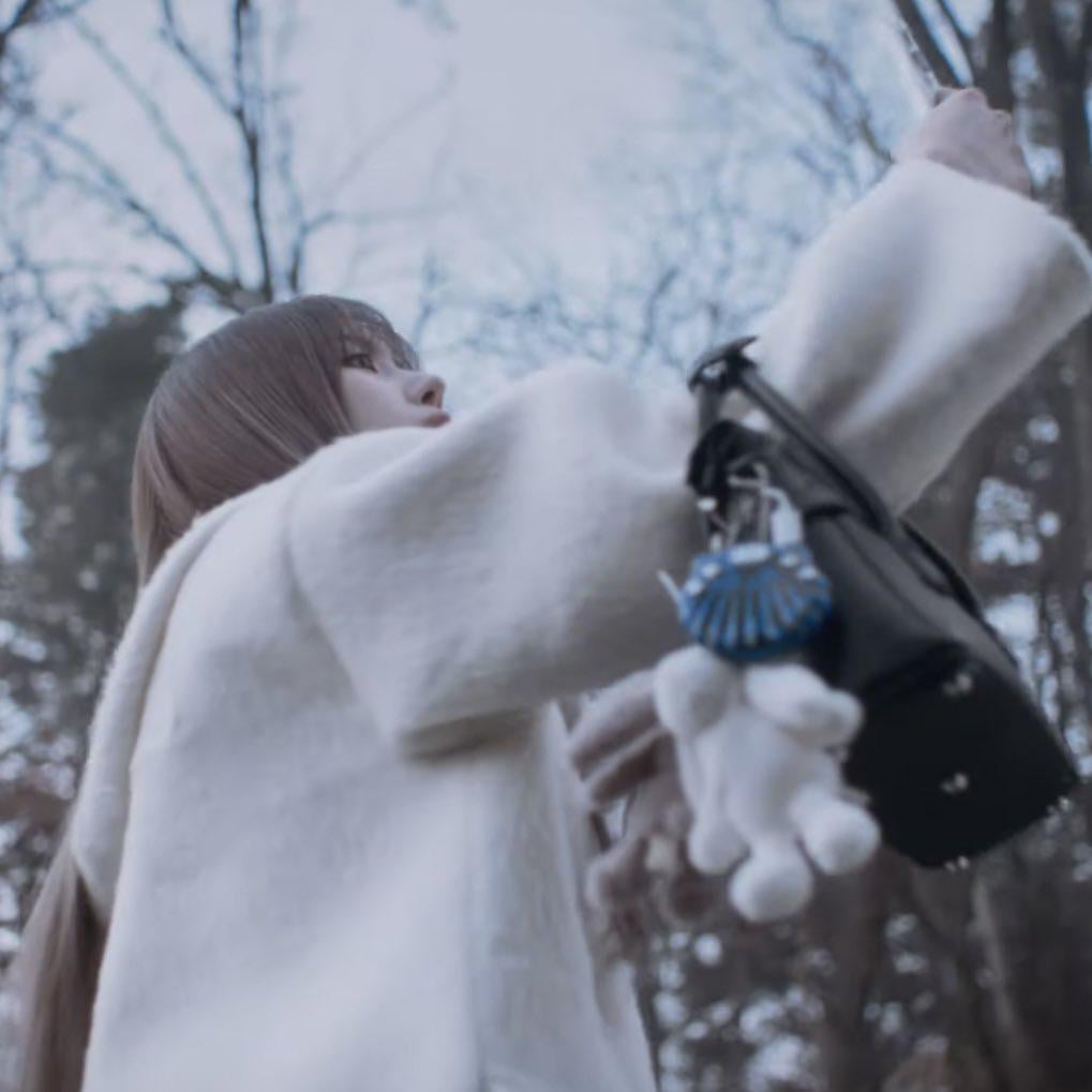 Fe3O4: Forward - shell album version : r/NMIXX