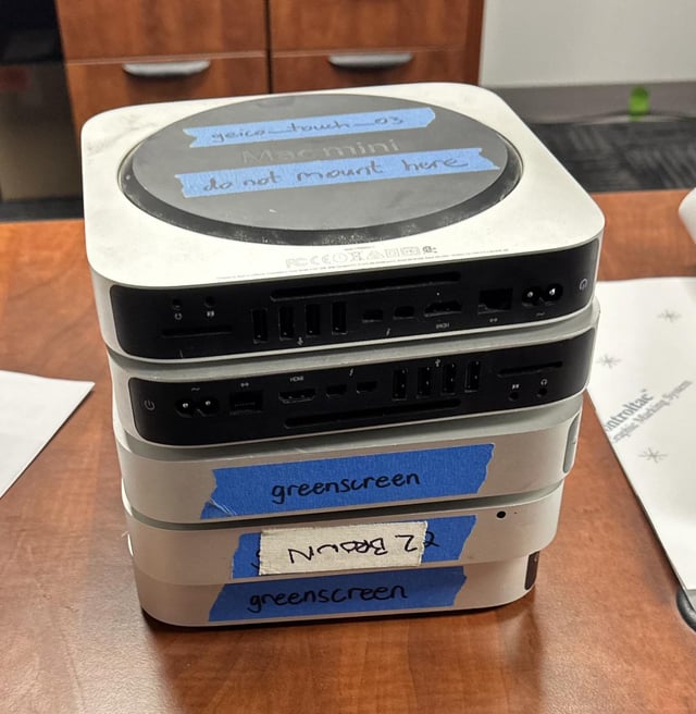 Five 2014 2.6Ghz Core i5 Mac Minis w/16GB RAM 1TB 5400rpm HD. What