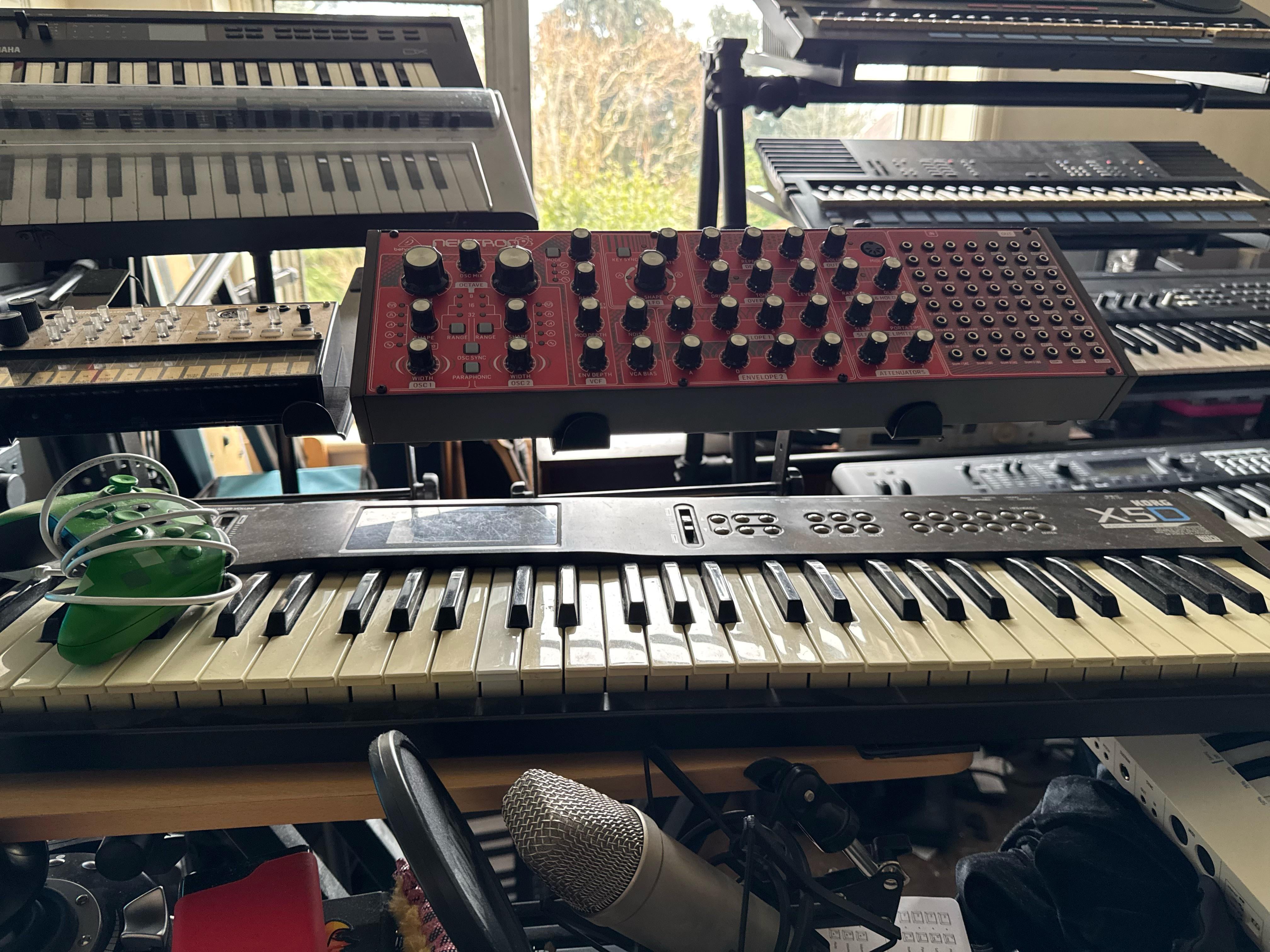 Korg X5D - 欲しかったんだ…知らなかったけど : r/synthesizers