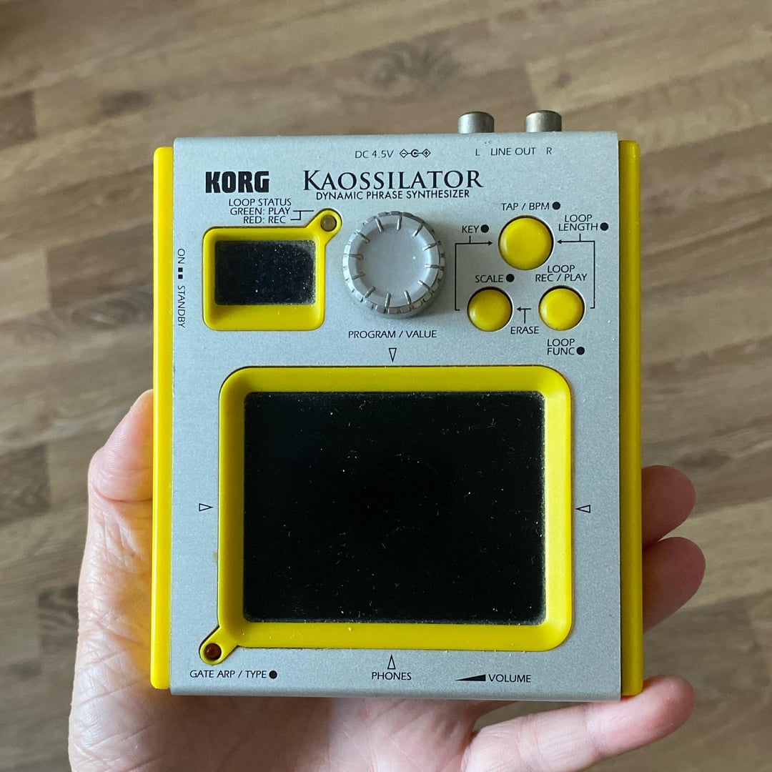 KORG Kaossilator、DAWで録音 : r/synthesizers