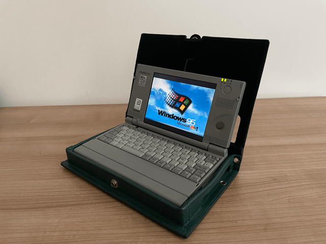 I just repaired this Toshiba Libretto 70ct (bad contacts on VRAM