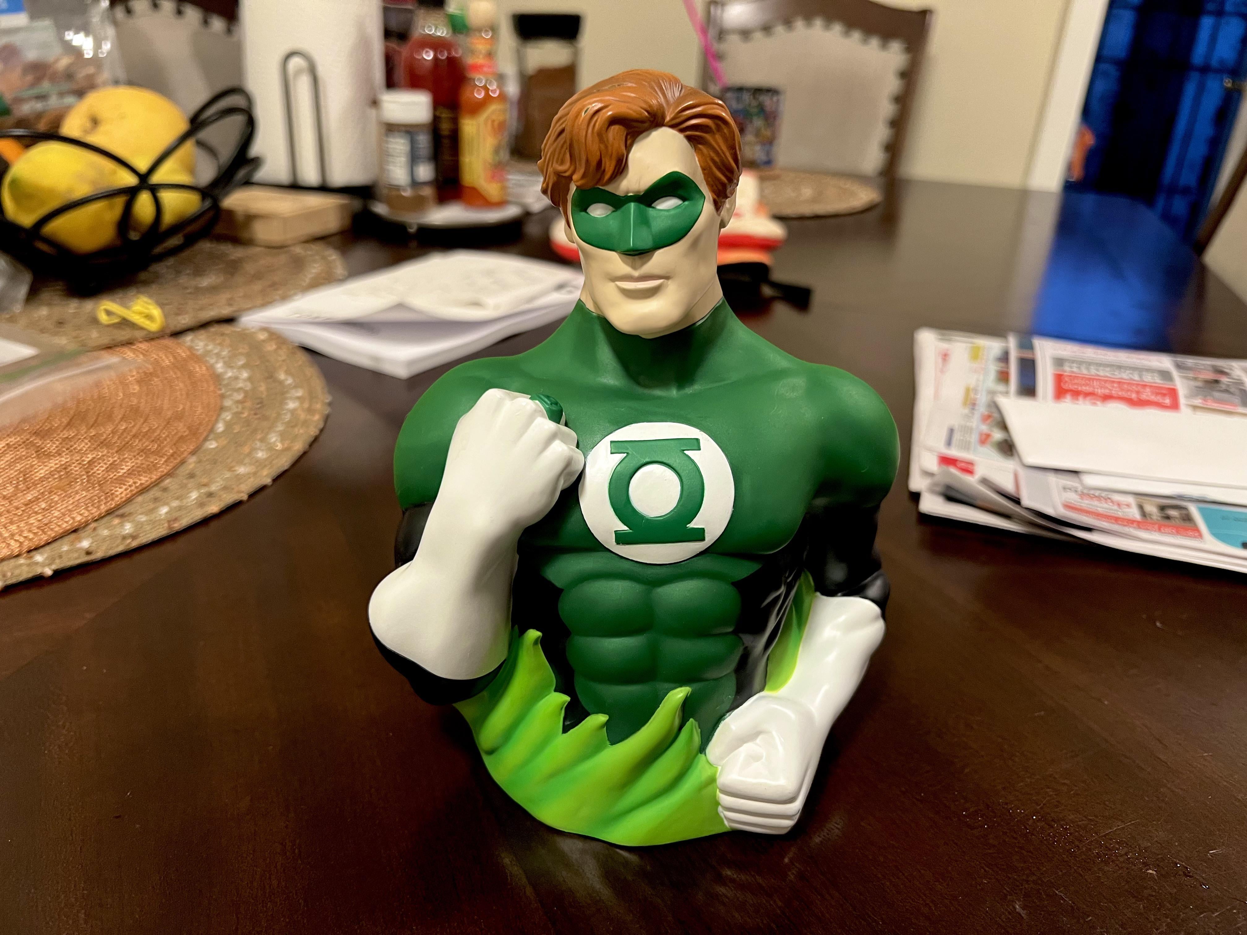 eBayでこの貯金箱をかなり安く手に入れたんだ。グリーンランタンの