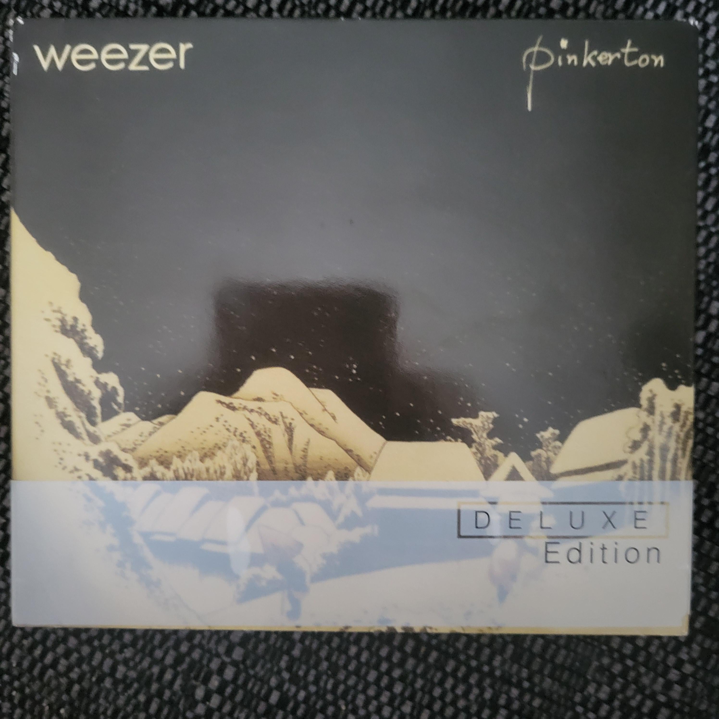 I FINALLY GOT PINKERTON DELUXE ON CD AAAAA : r/weezer