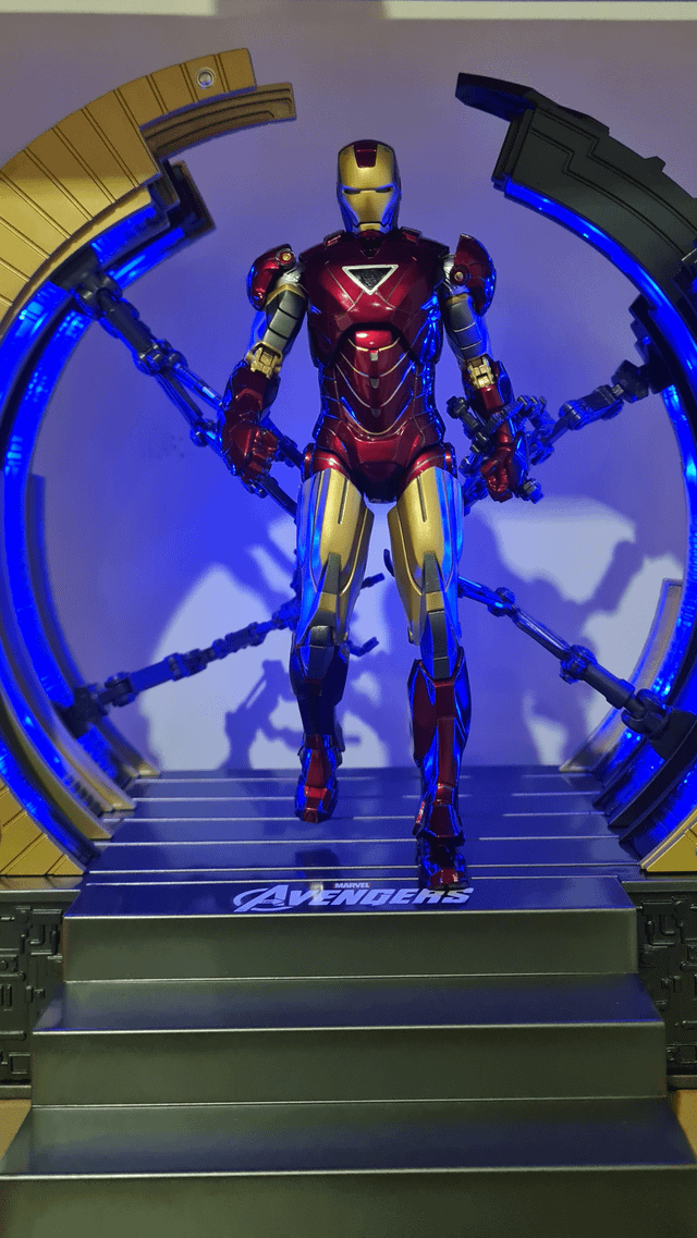 アイアンマン ZD Toys - スーツアップガントリー : r/ActionFigures