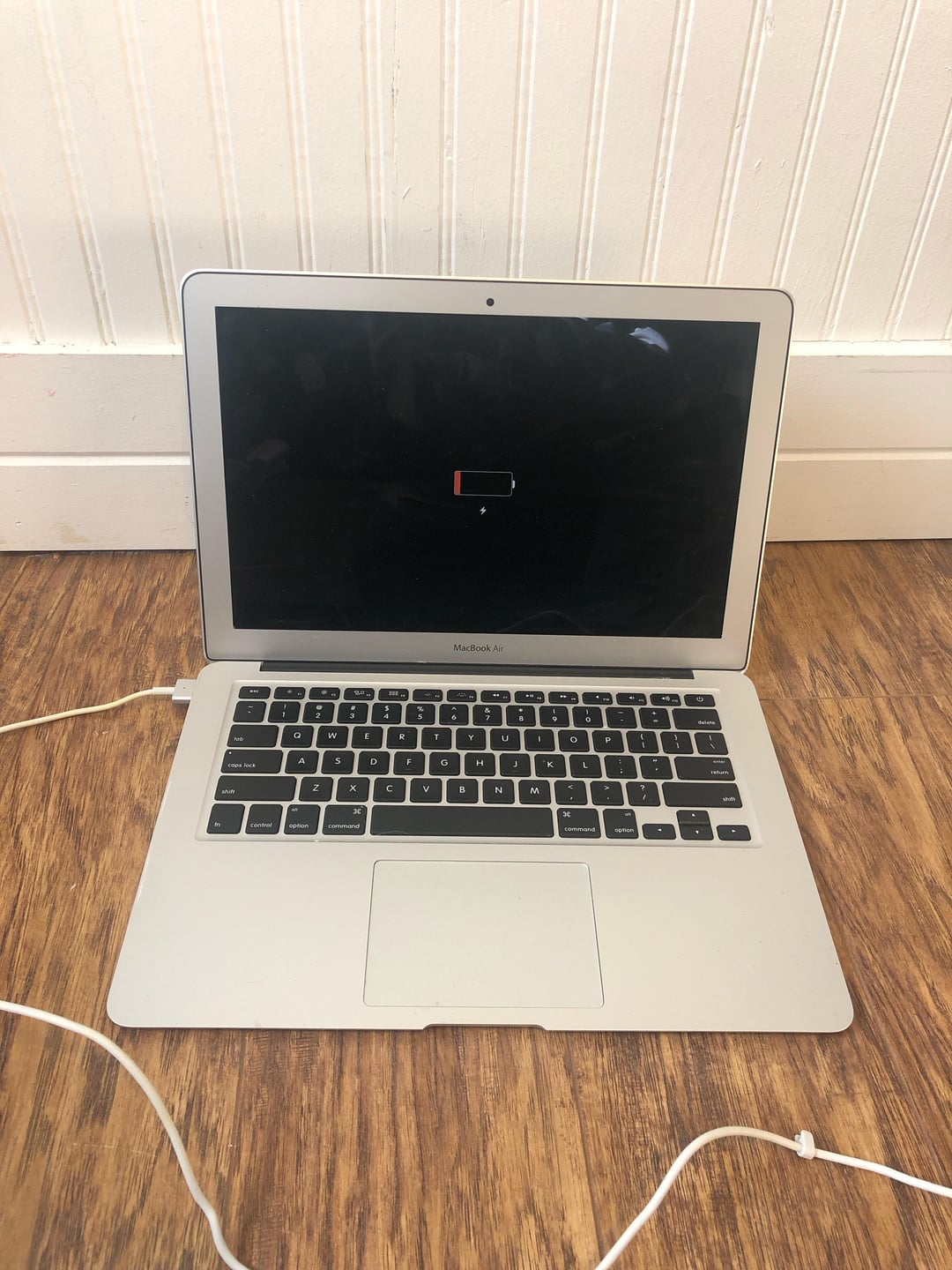 macbook-not-turning-on-is-it-