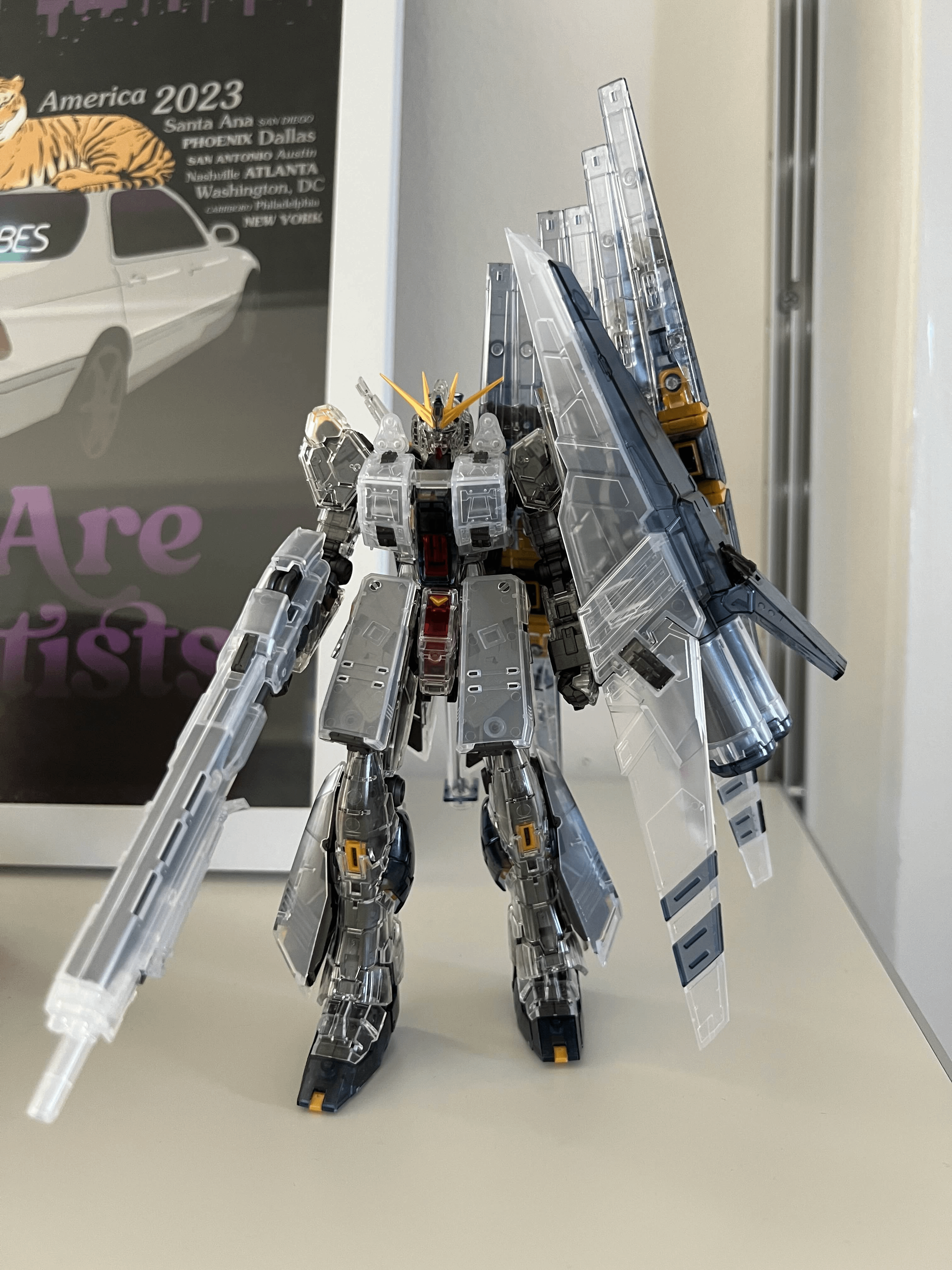 初めてのビルド。RX-93 νガンダム HWS (クリアカラー)。 : r/Gunpla