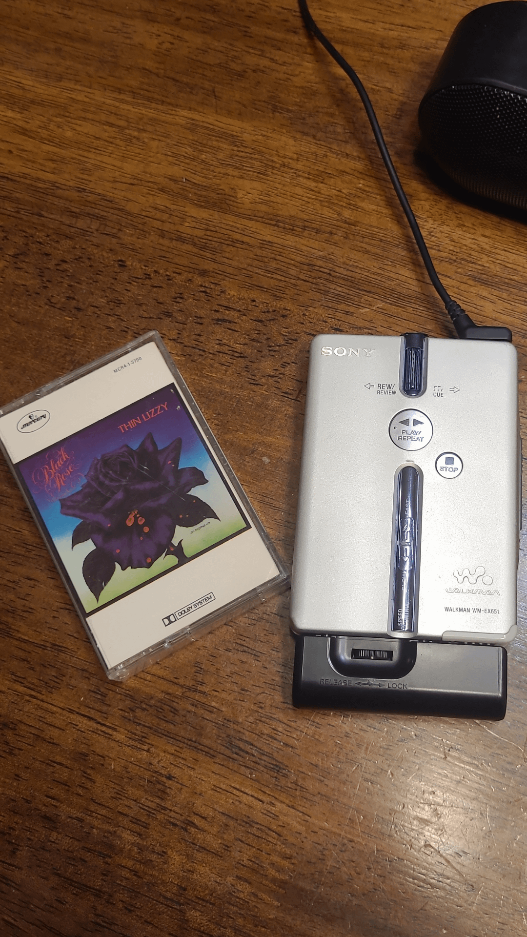 Sony WM-EX651 Repaired! : r/cassetteculture