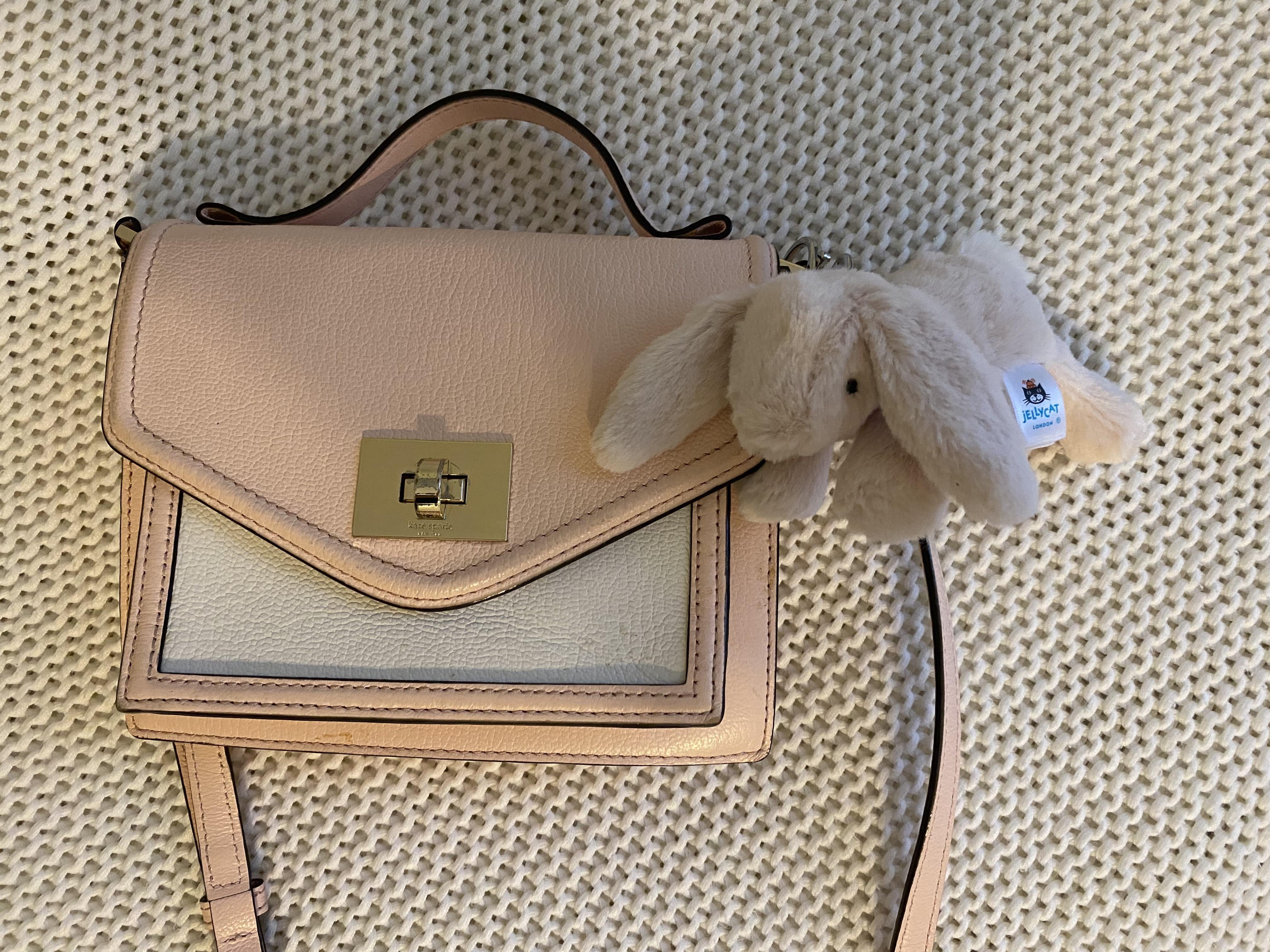 Show me your smudge bunny bag charm : r/Jellycatplush