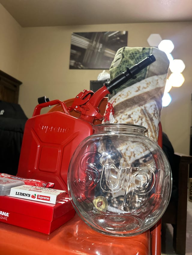 Supreme fish bowl : r/Supreme