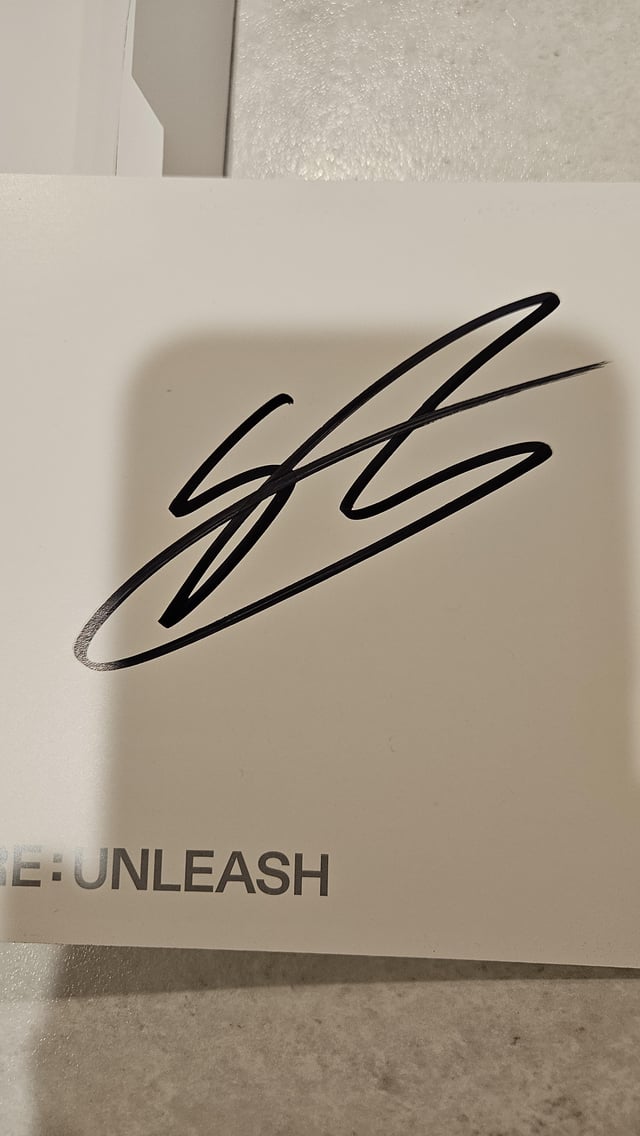 誰のサイン？ : r/enhypen