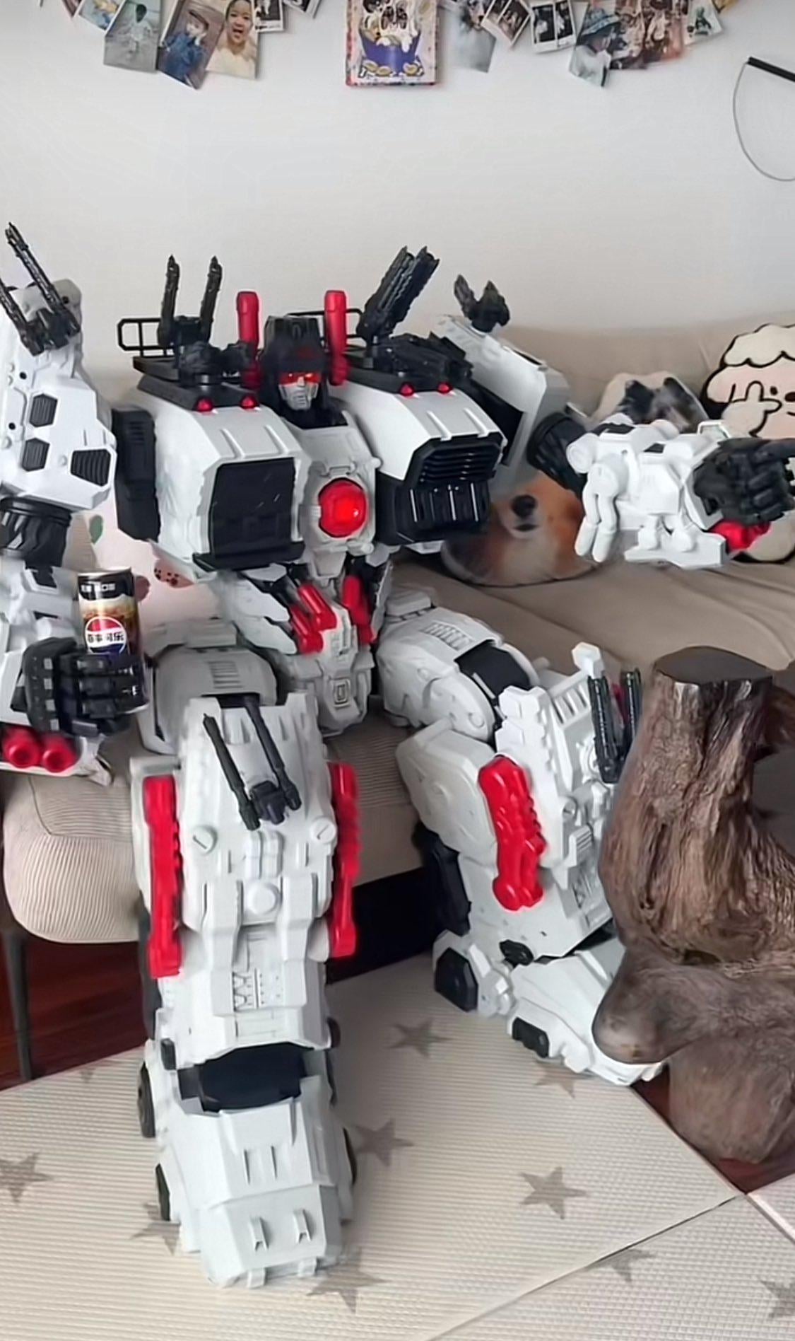 あの新しいM-01メトロプレックス…（オリジナルじゃないよ） : r