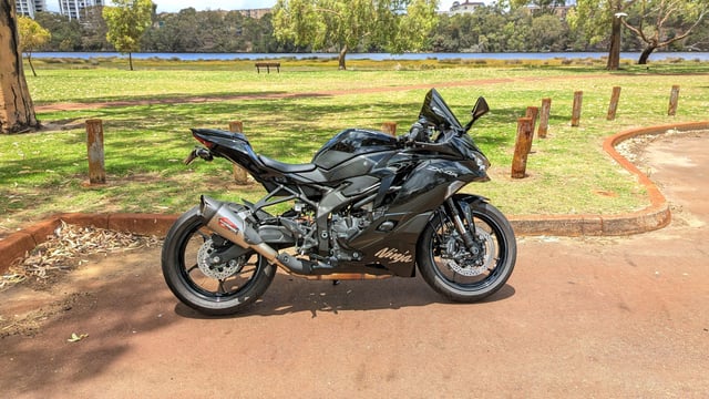 zx4r、スポーツツーリングスクリーン : r/zx4r