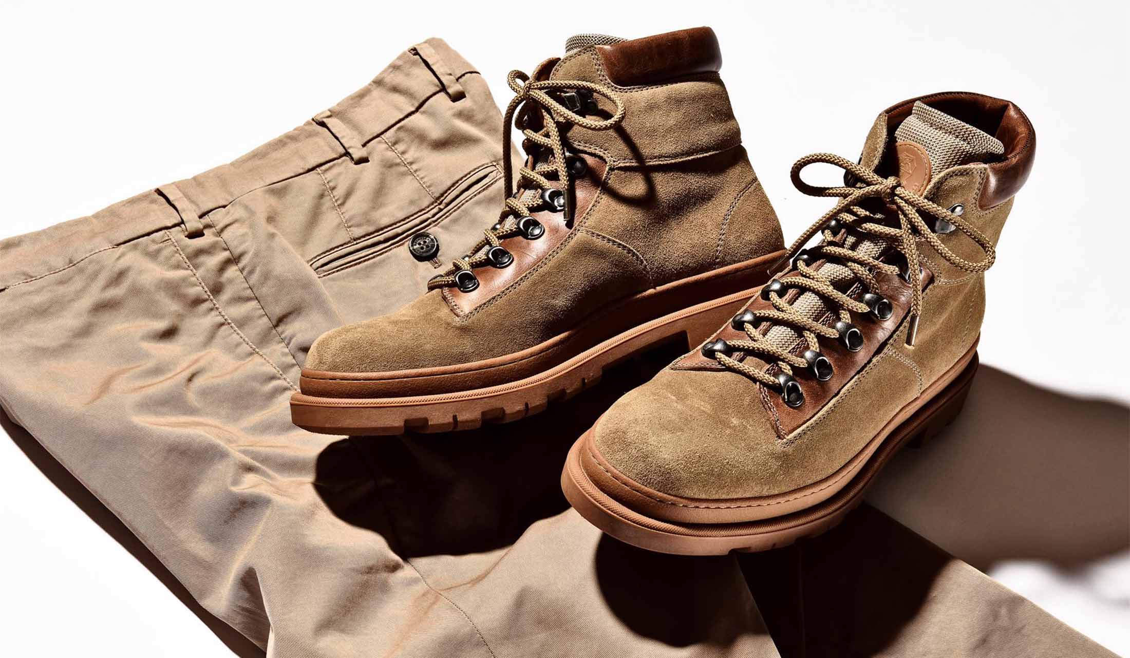 ブルネロ クチネリ」のマウンテンブーツは、履く場所を選ばない