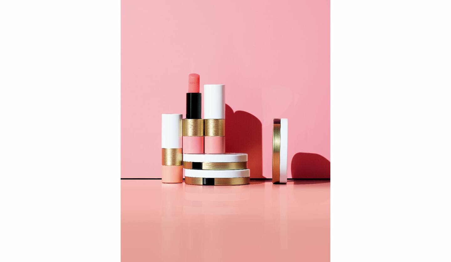 エルメスの新作リップ『ローズ・エルメス ローズ ア レーヴル』｜唇に