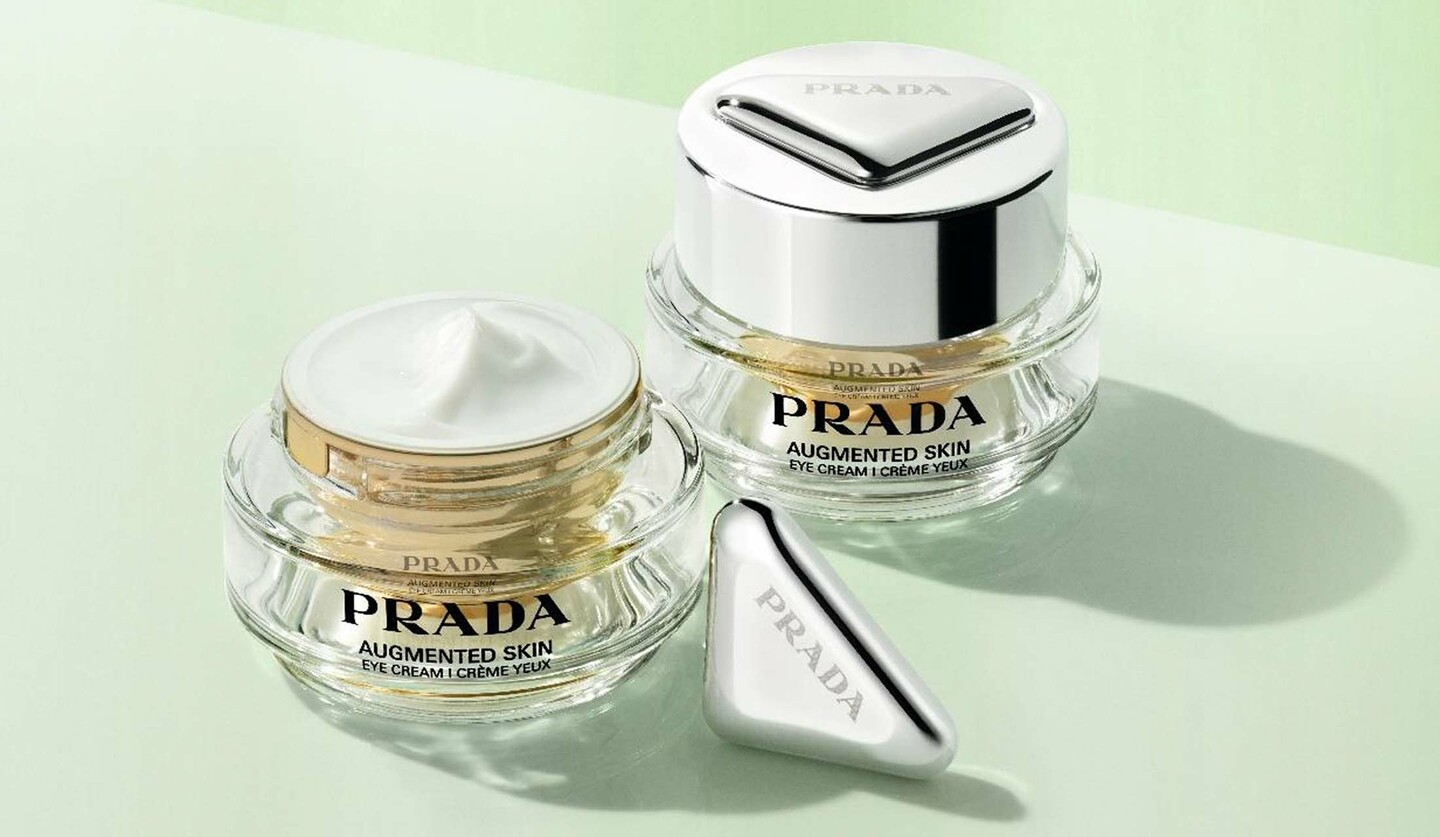 プラダ ビューティ】初のアイクリームが登場！肌の適応力を高める