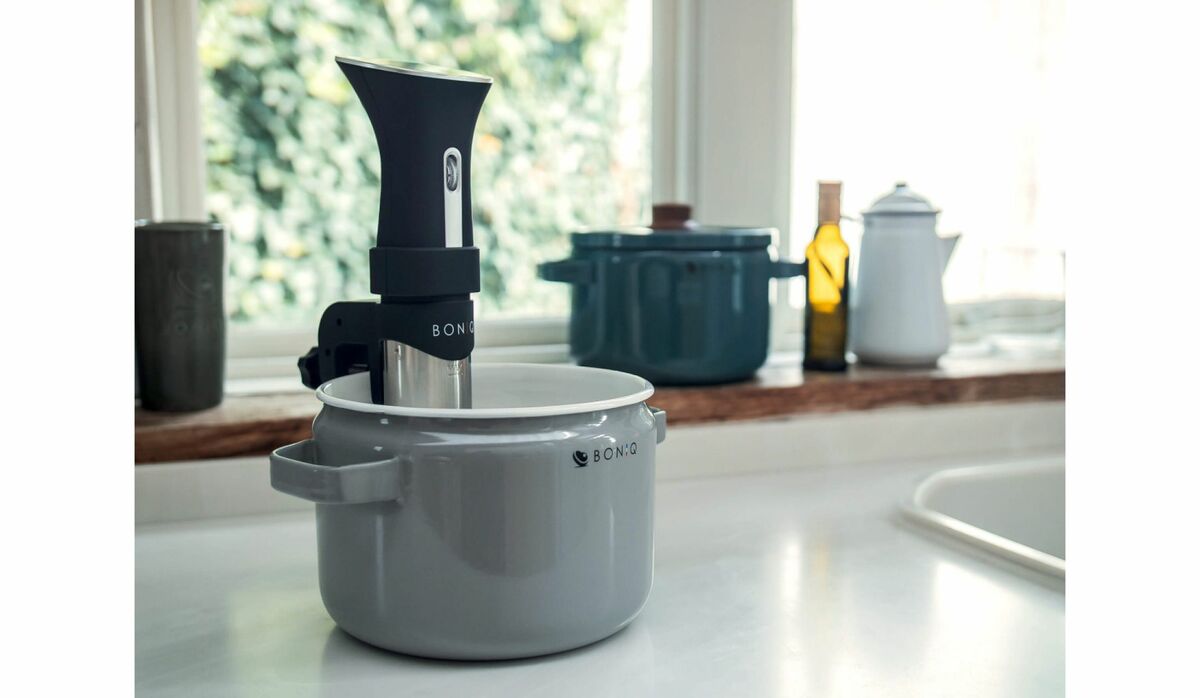 自宅にいながらレストラン級の料理がつくれる！話題の低温調理器