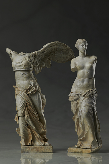 ミロのヴィーナス、合体よ！ 古代ギリシャ彫刻「サモトラケのニケ