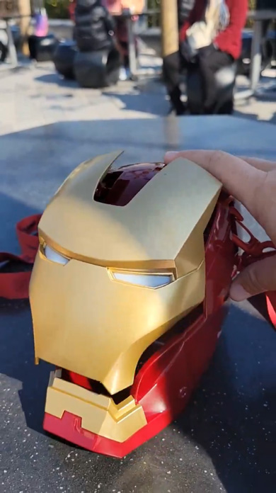ディズニーランドの「アイアンマン」ポップコーンバケットがかっこいい