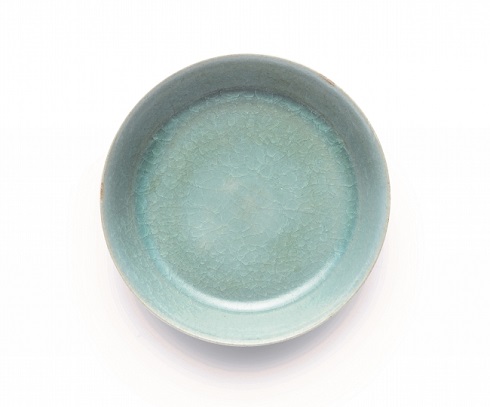 宋時代の汝窯青磁筆洗が世界記録となる約42億円で落札 スタート価格は